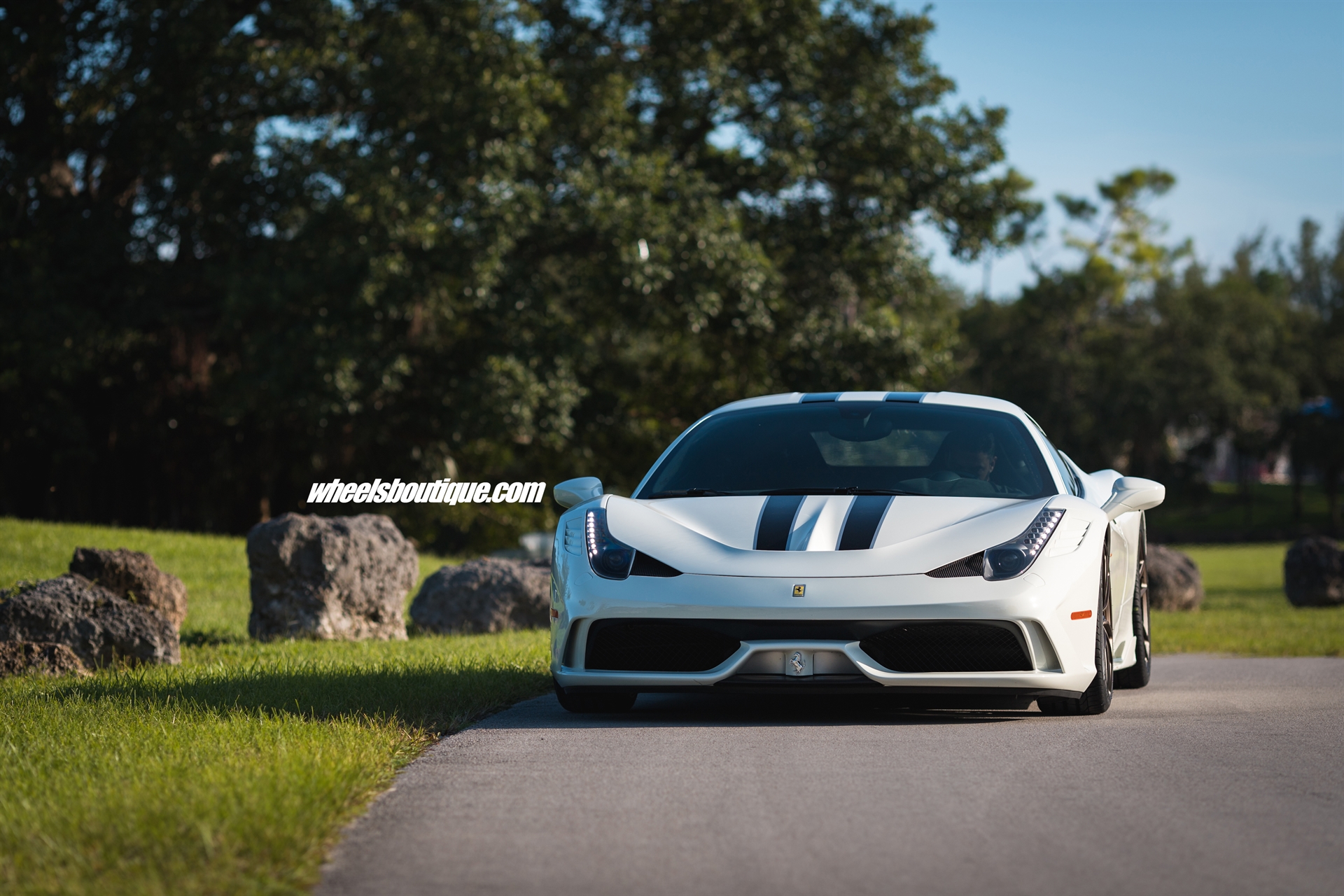 Ferrari 458 Speciale | Bianco Avus | on ANRKY AN14 | Satin Bronze
