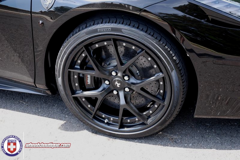 Ferrari 458 | Nero | on HRE S101 | Satin Black