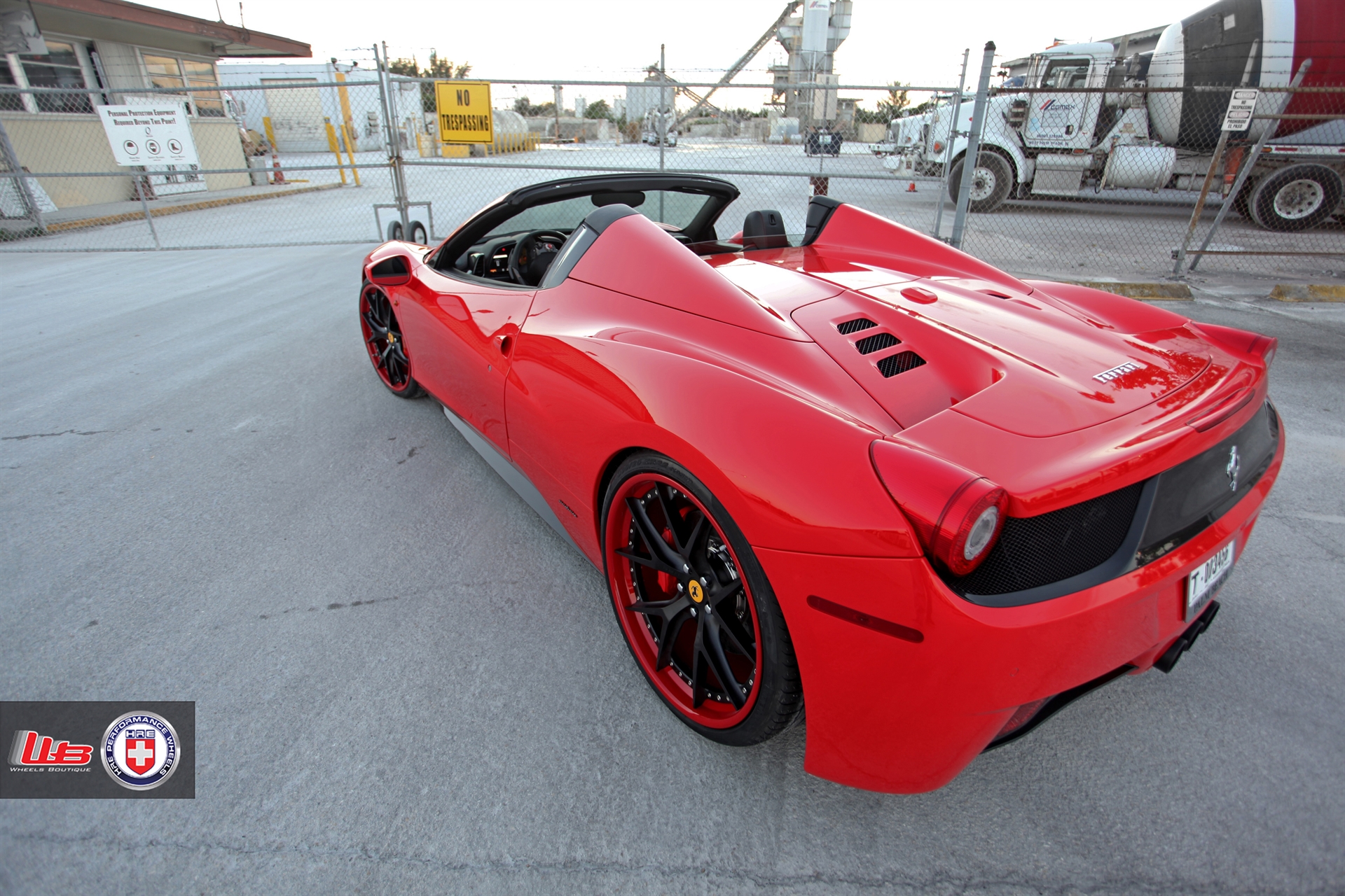 Ferrari 458 Spider | Rosso Corsa | on HRE S101 | Satin Black