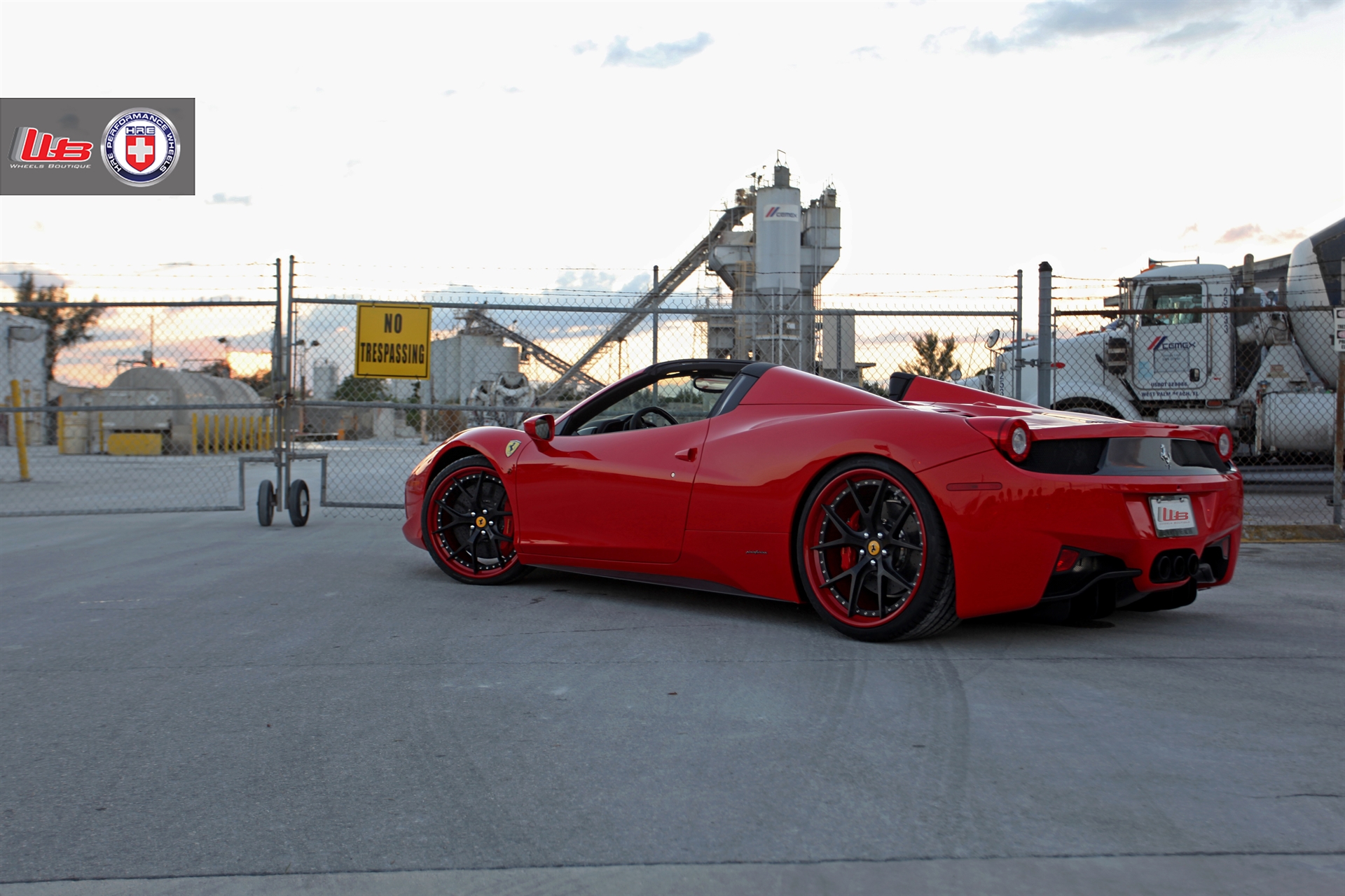Ferrari 458 Spider | Rosso Corsa | on HRE S101 | Satin Black