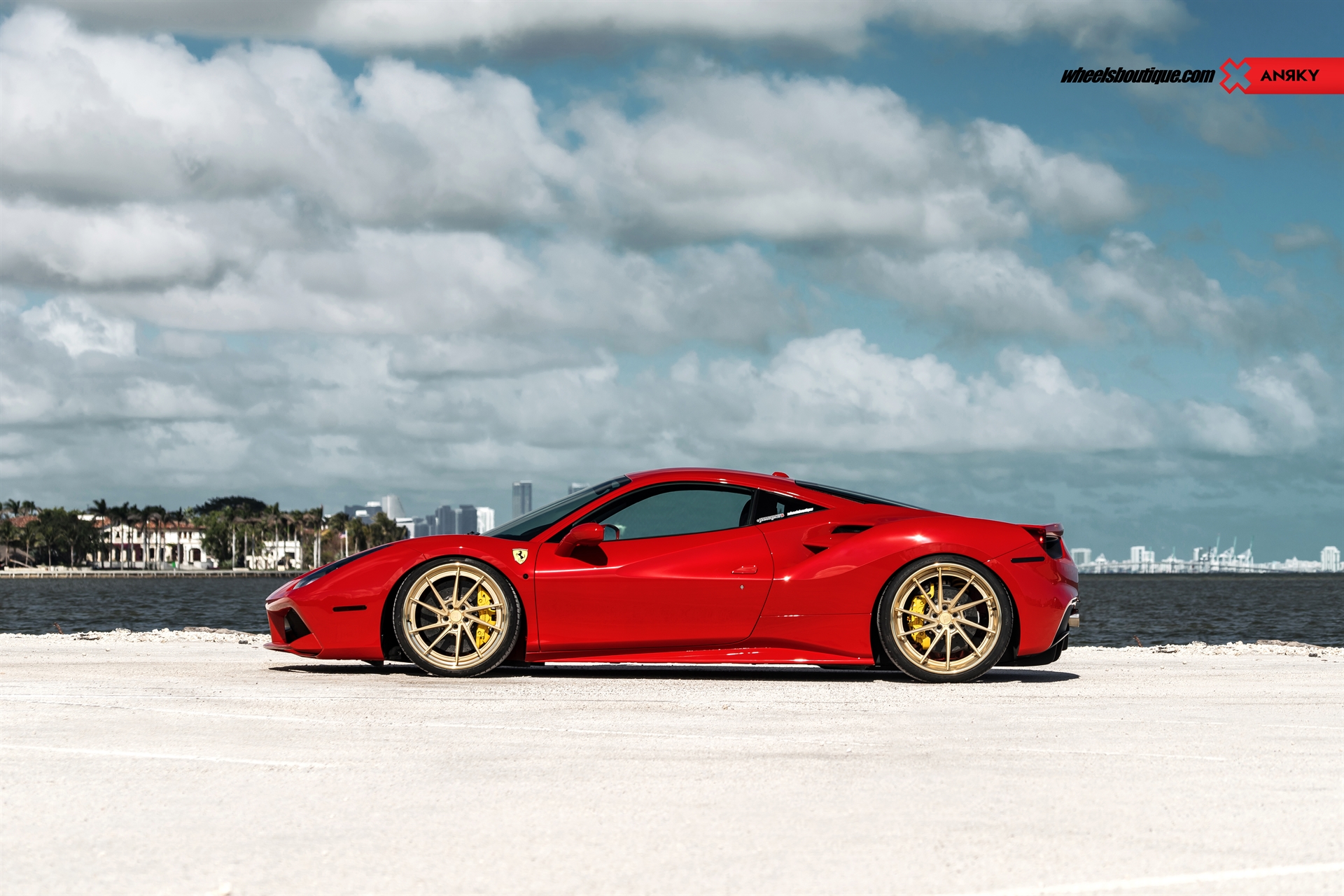 Ferrari 488 | Rosso Corsa | on ANRKY AN33 | Two-Tone: Brushed Satin Gold + Stone Satin Gold Windows