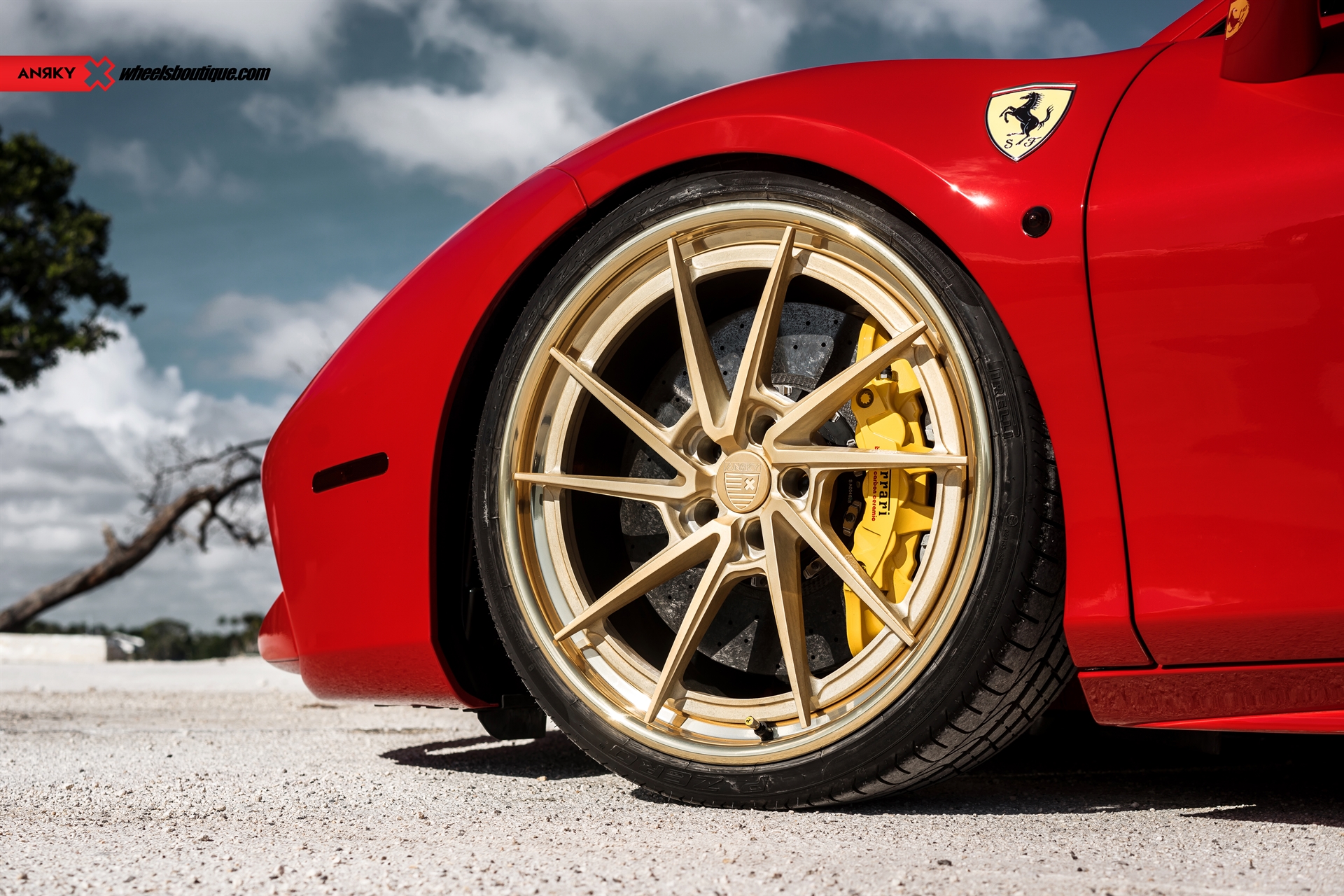 Ferrari 488 | Rosso Corsa | on ANRKY AN33 | Two-Tone: Brushed Satin Gold + Stone Satin Gold Windows