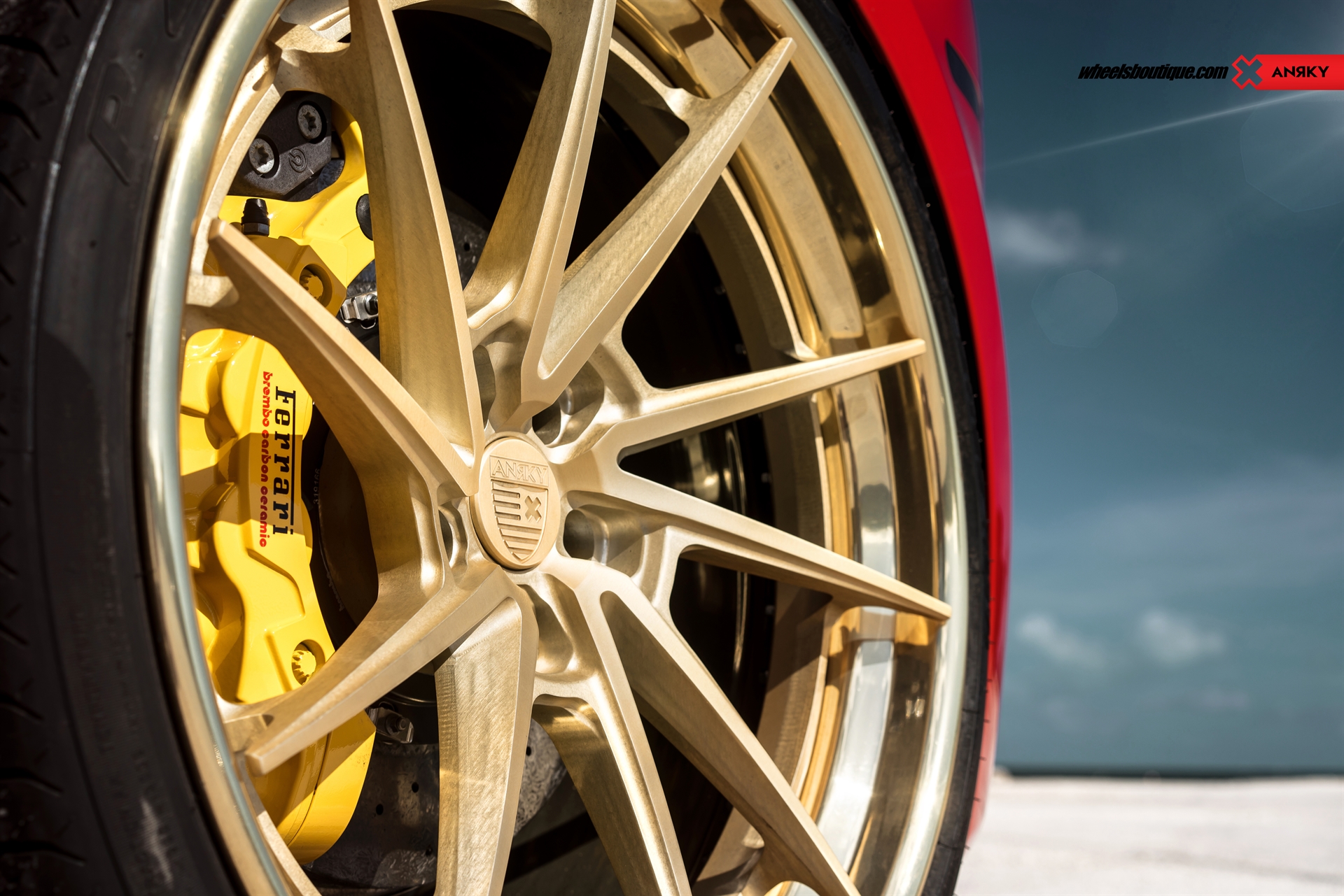 Ferrari 488 | Rosso Corsa | on ANRKY AN33 | Two-Tone: Brushed Satin Gold + Stone Satin Gold Windows