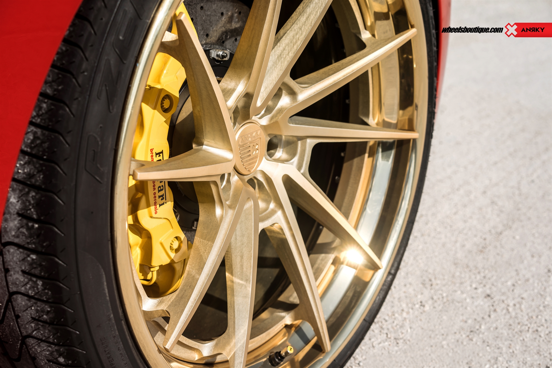 Ferrari 488 | Rosso Corsa | on ANRKY AN33 | Two-Tone: Brushed Satin Gold + Stone Satin Gold Windows