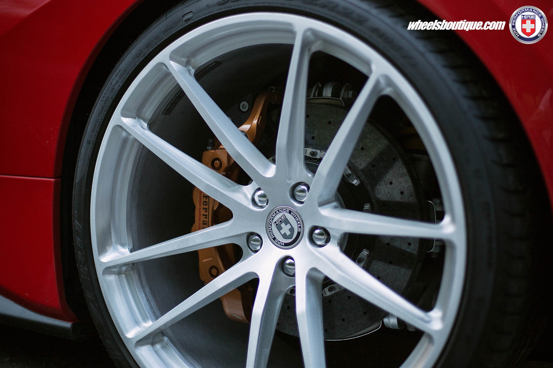 Ferrari 488 | Rosso Corsa | on HRE P104 | Brushed Clear
