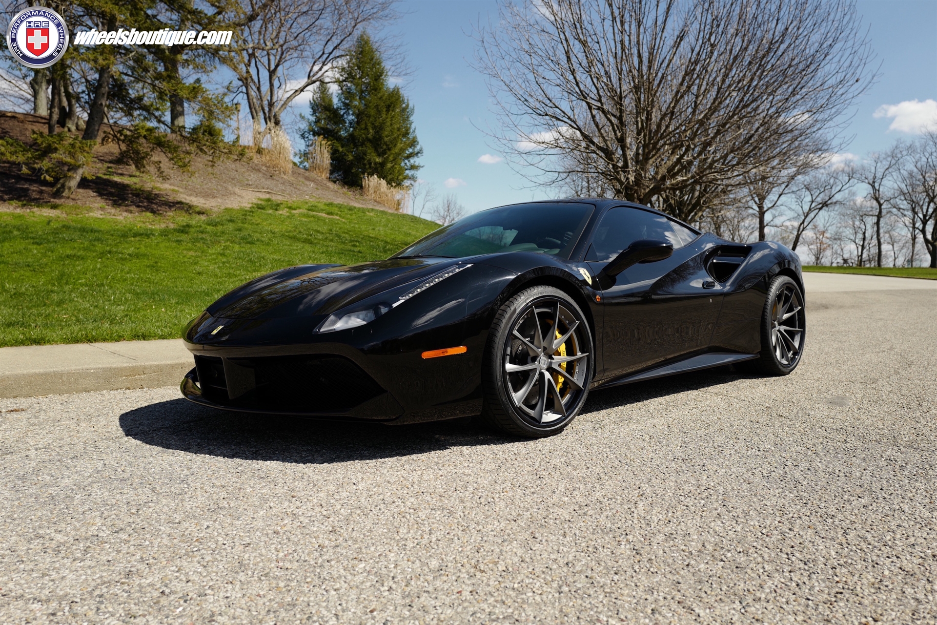 Ferrari 488 | Nero | on HRE S204 | Satin Charcoal