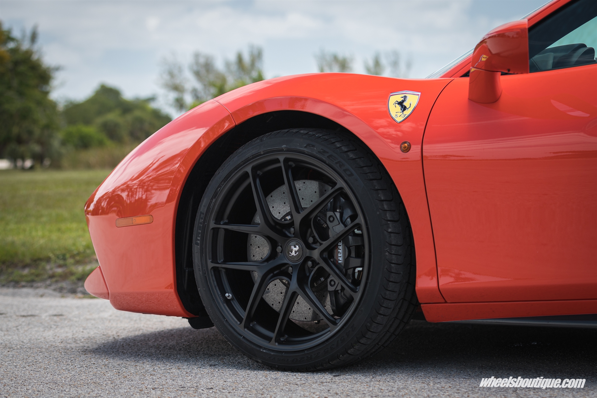 Ferrari 488 | Rosso Corsa | HRE R101 Lightweight | Satin Black