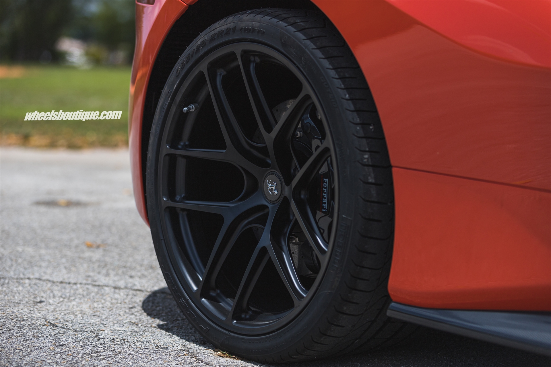 Ferrari 488 | Rosso Corsa | HRE R101 Lightweight | Satin Black