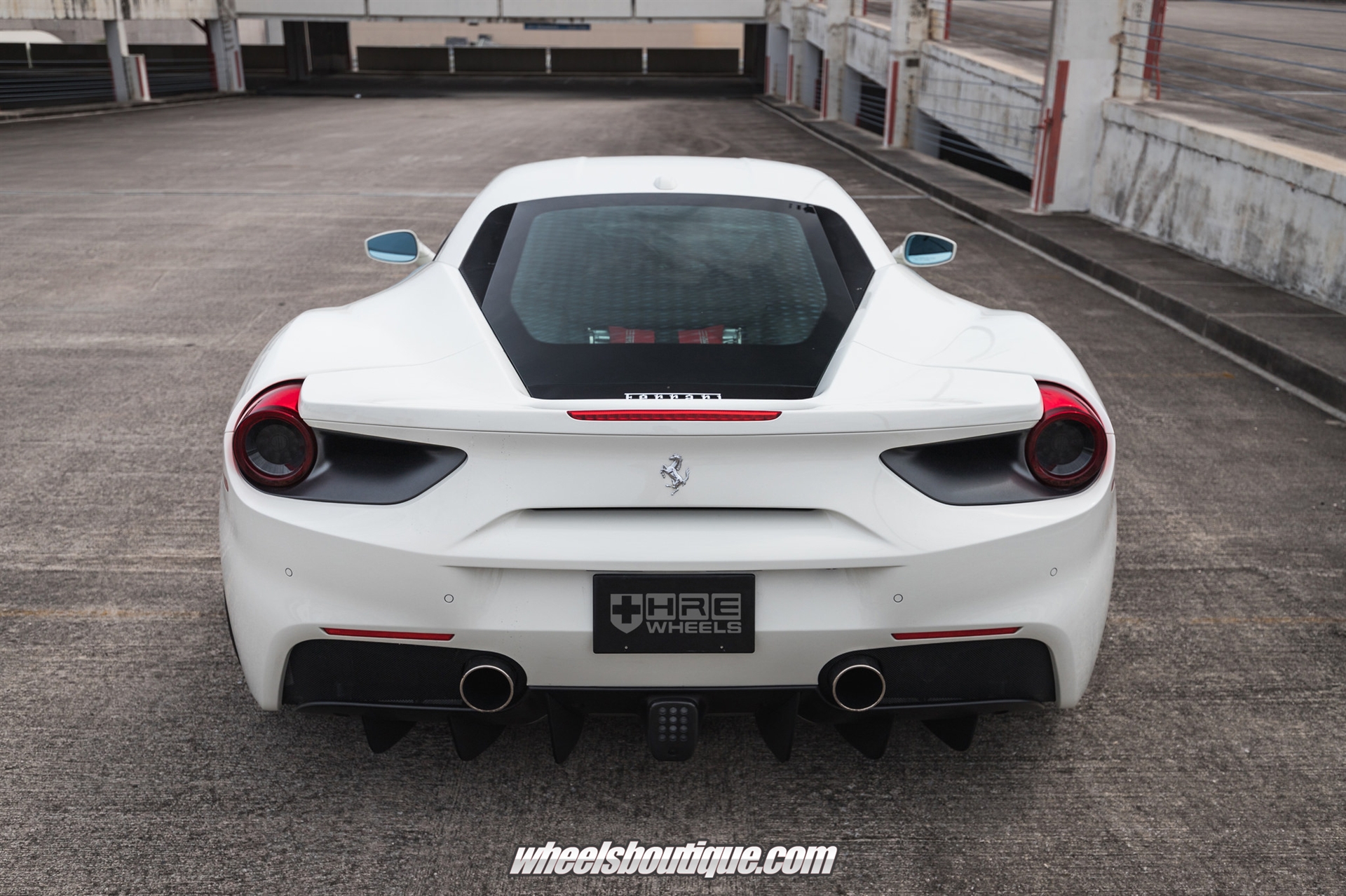 Ferrari 488 | Bianco Avus | on HRE S207 | Satin Black