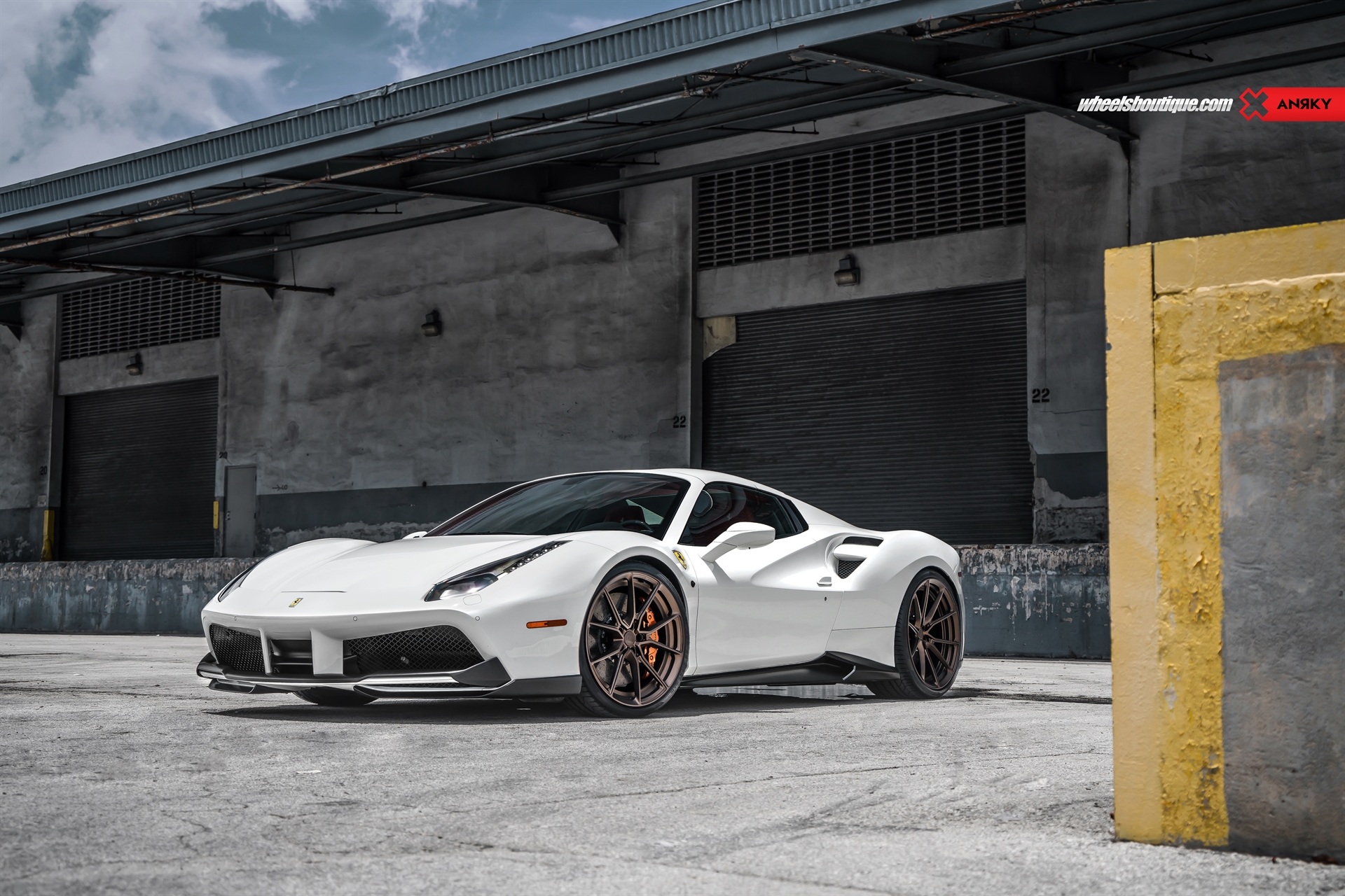 Novitec 488 Spider | Bianco Avus | on ANRKY AN22 | Satin Bronze