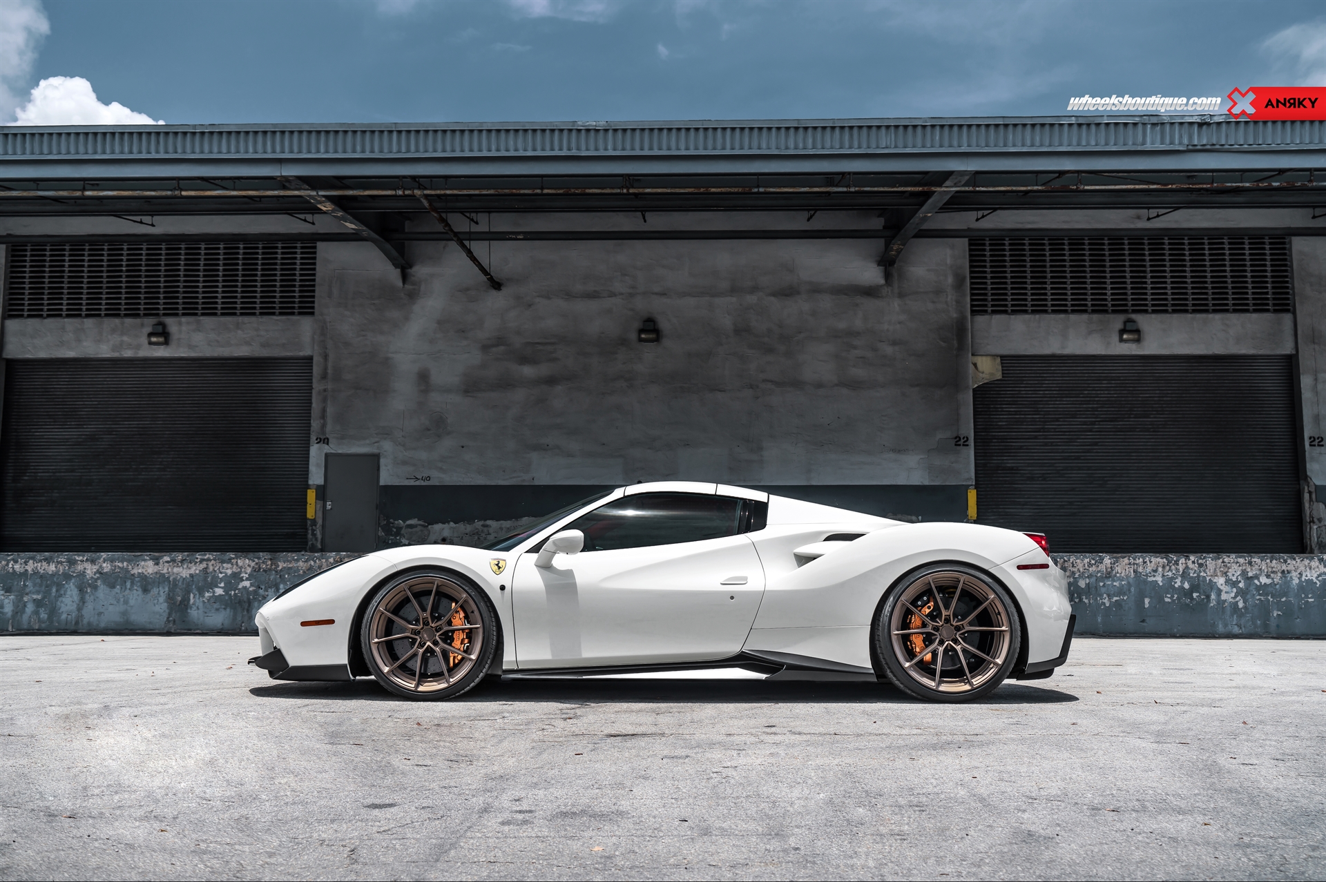 Novitec 488 Spider | Bianco Avus | on ANRKY AN22 | Satin Bronze