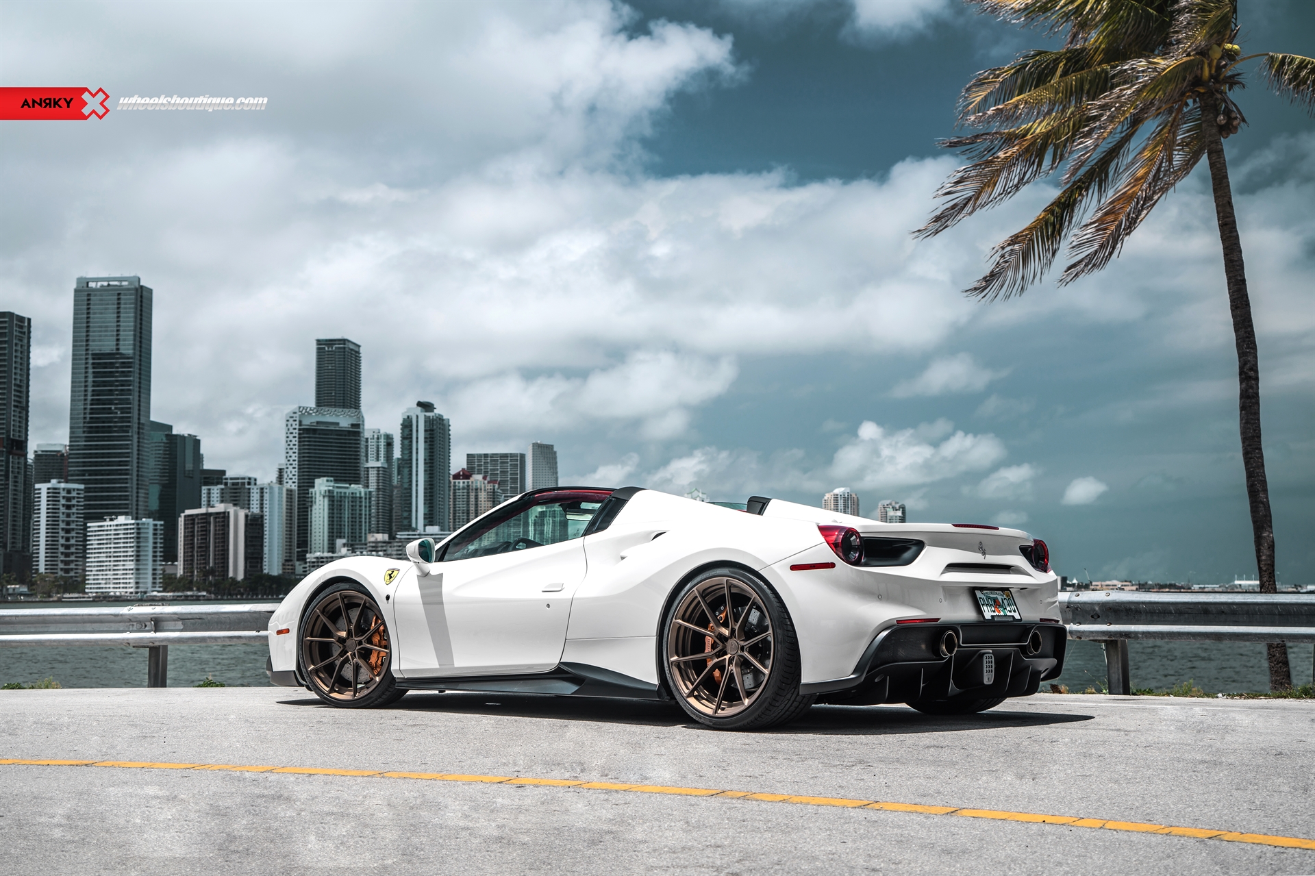 Novitec 488 Spider | Bianco Avus | on ANRKY AN22 | Satin Bronze