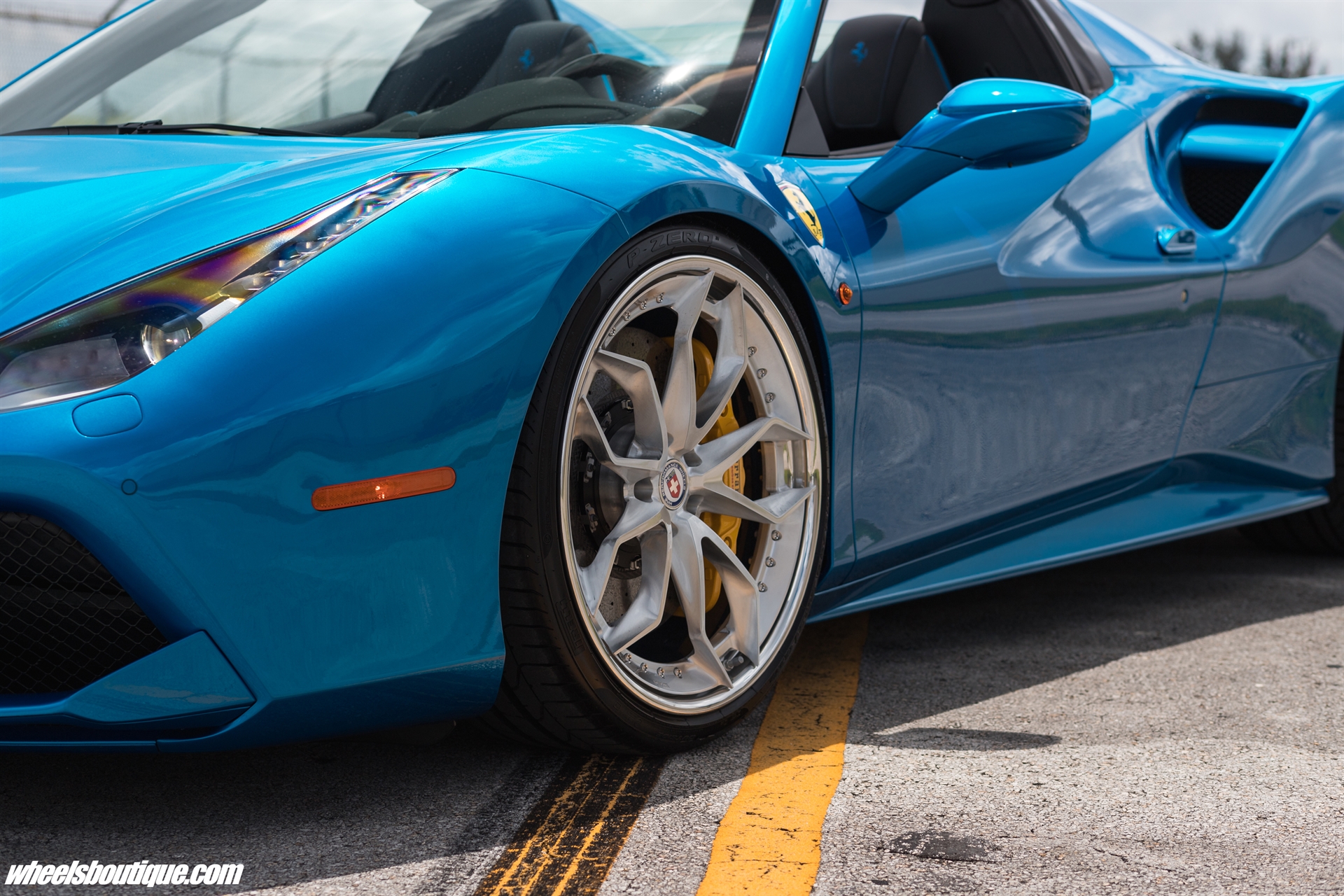 Ferrari 488 Spider | Blu Corsa | on HRE S201 | Brushed Clear