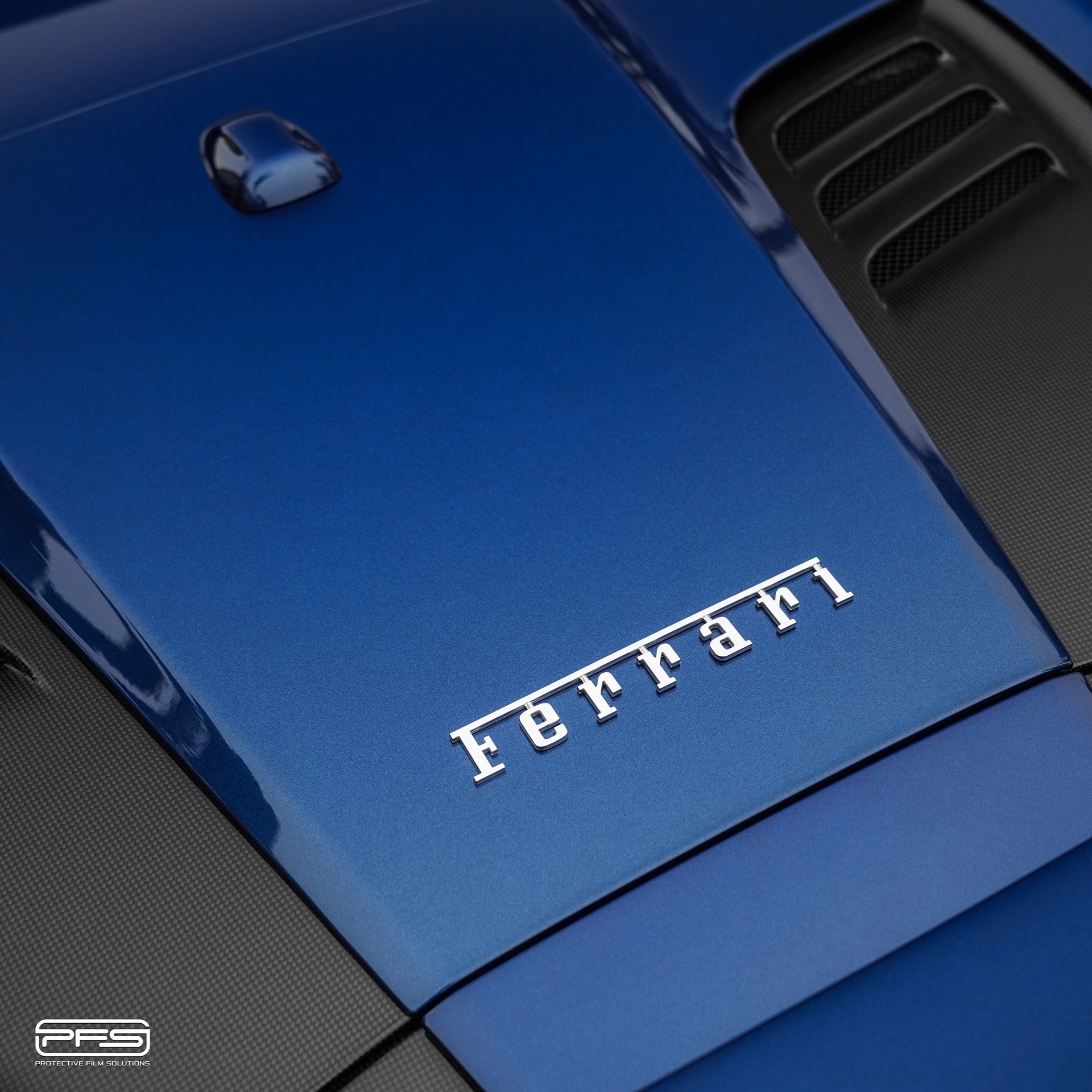Ferrari F8 | TDF Blu | on R101 LW | Brushed Dark Clear