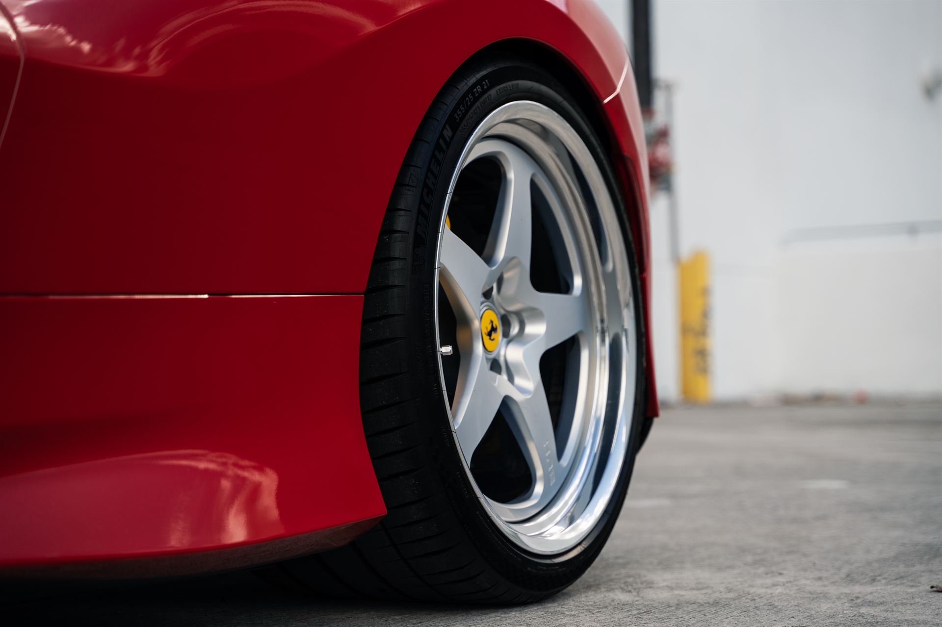 Novitec F8 | Rosso Corsa | HRE 527 FMR | Frozen Polished Clear