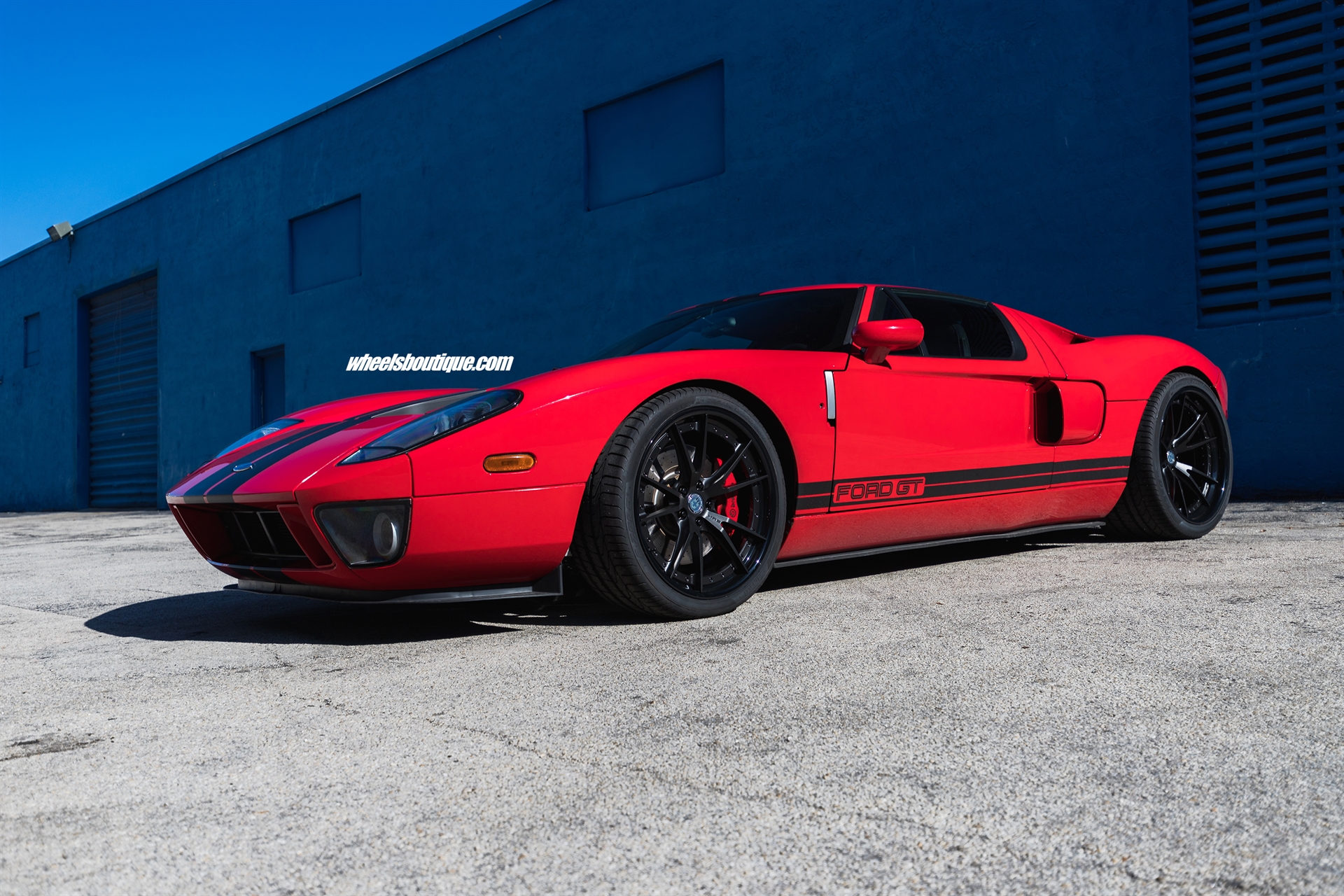 Ford GT MK1 | Ruby Red | on HRE S104 | Sati Black