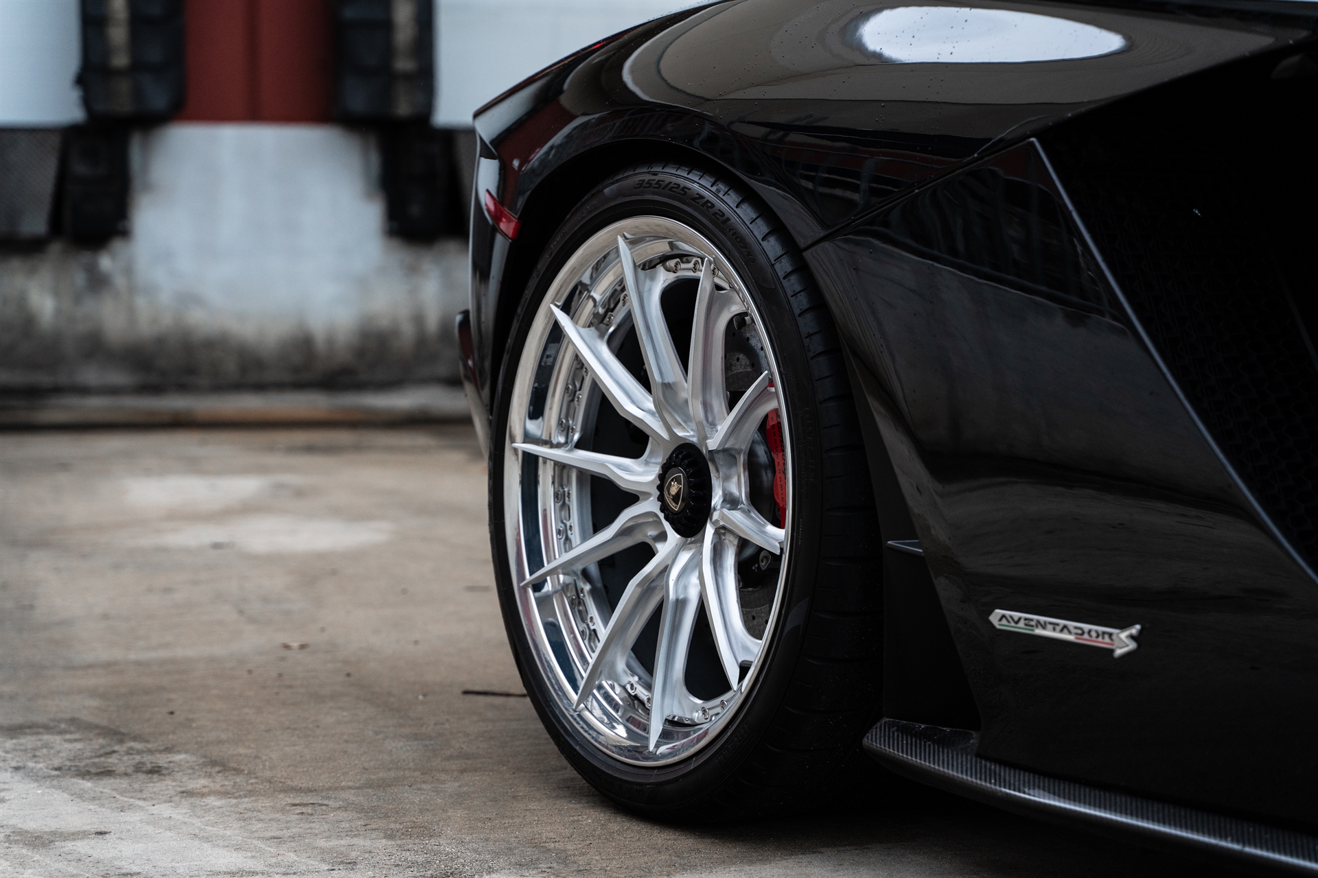 Lamborghini Aventador S | Nero Noctis | on HRE S104SC | Frozen Polished Clear