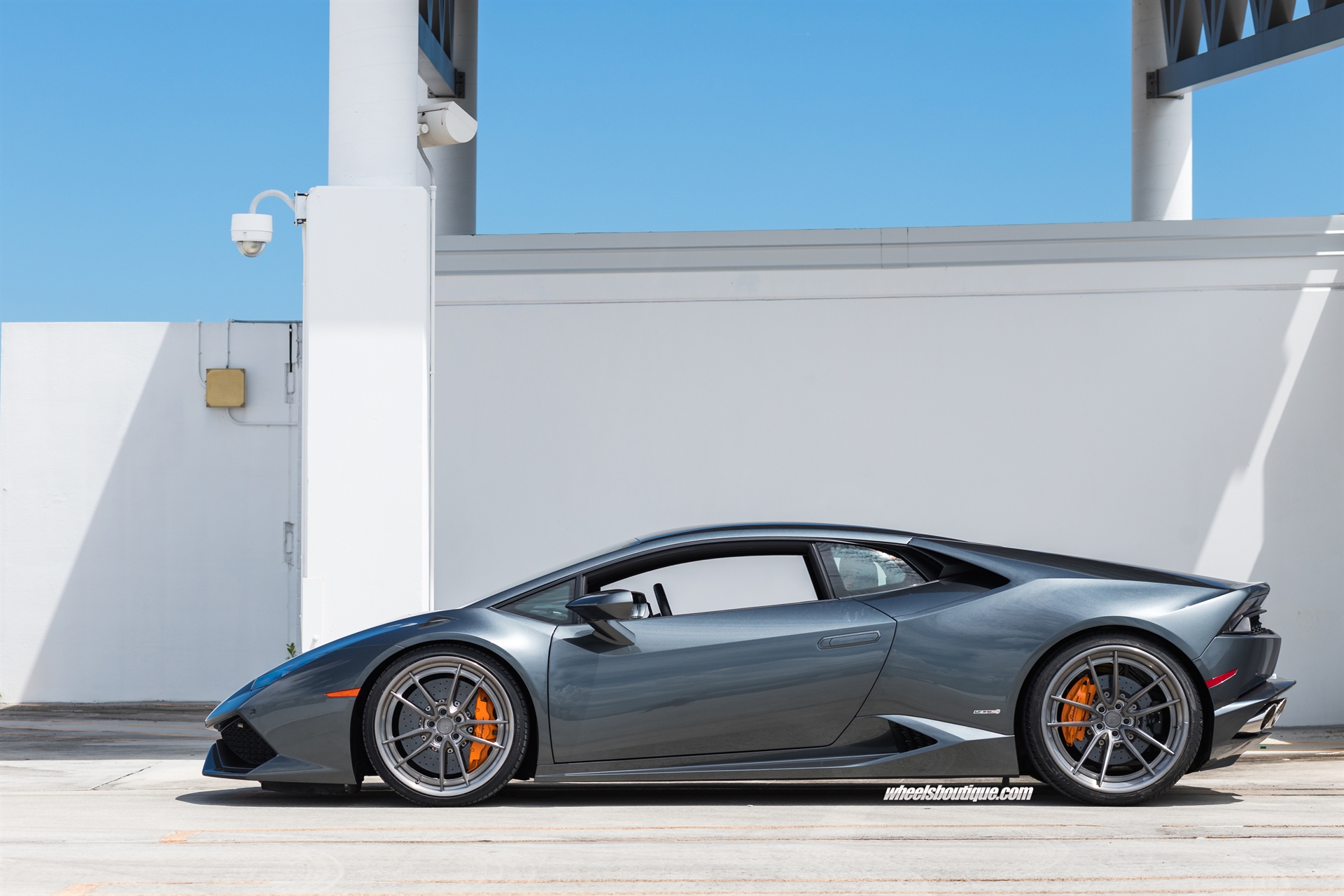 Lamborghini Huracan | | on ANRKY AN34 | Brushed Gunmetal
