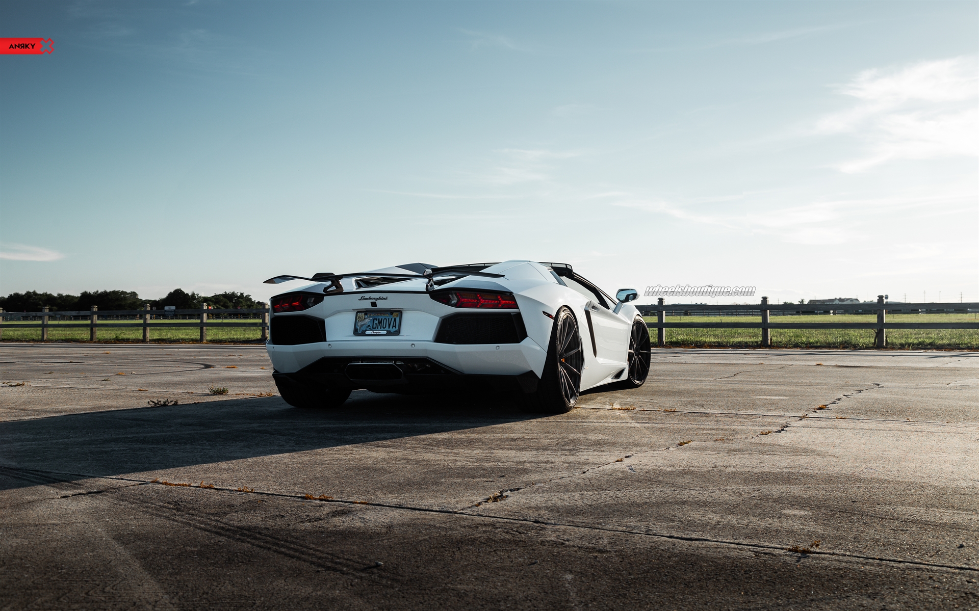 Lamborghini Aventador Roadster | | on ANRKY AN28 | Brushed Dark Clear