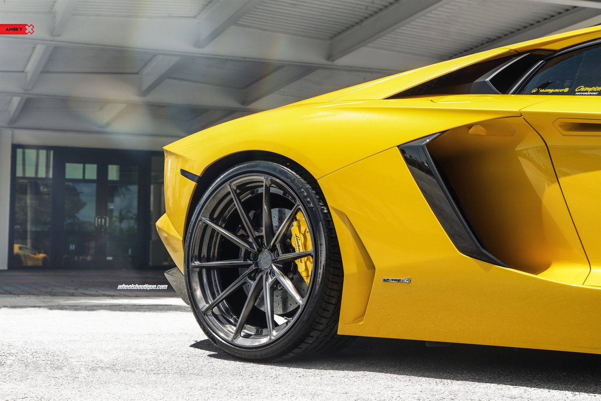 Lamborghini Aventador |  | on ANRKY AN28 | Brushed Dark Clear