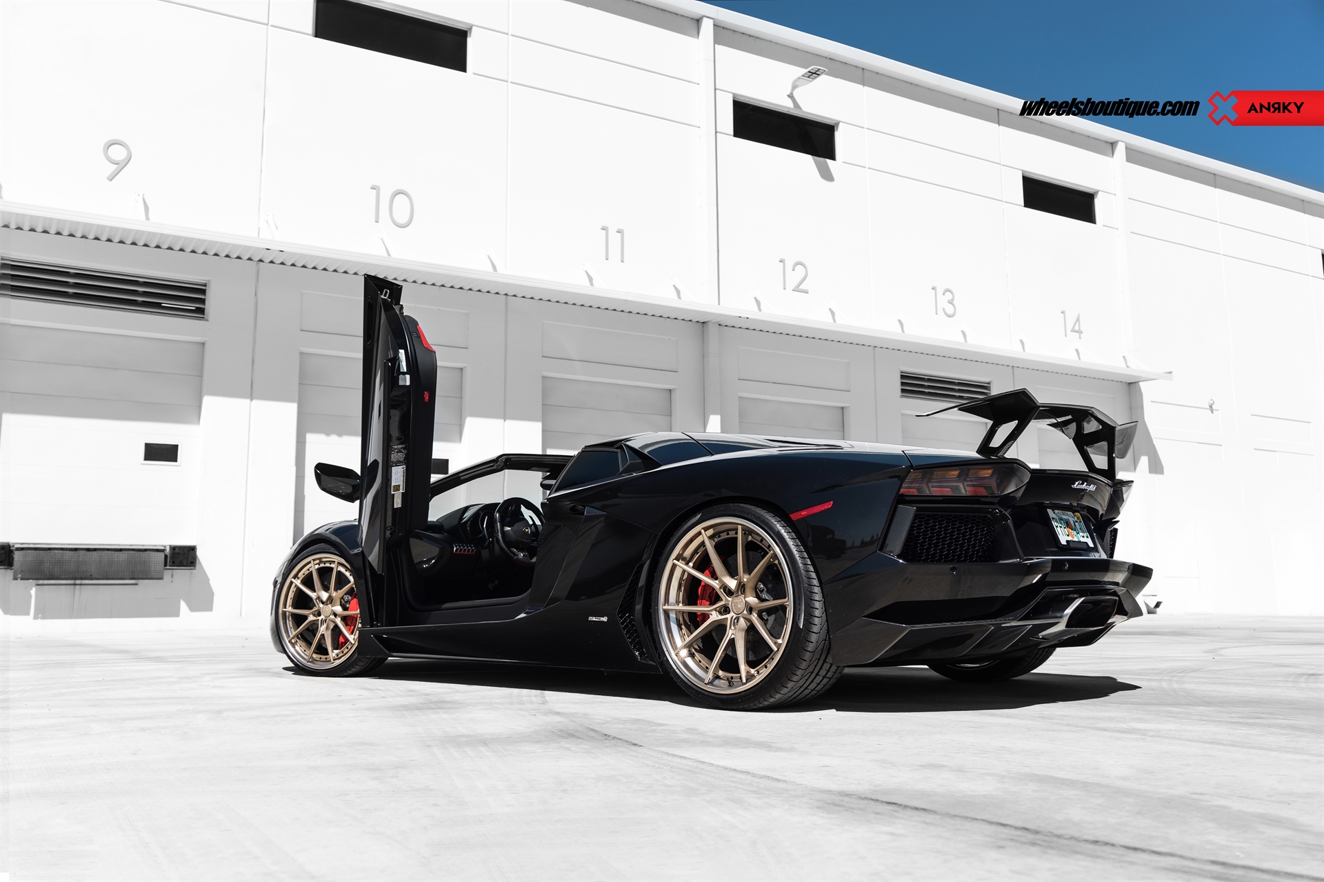 Lamborghini Aventador | | on ANRKY AN32 | Frozen Champagne 