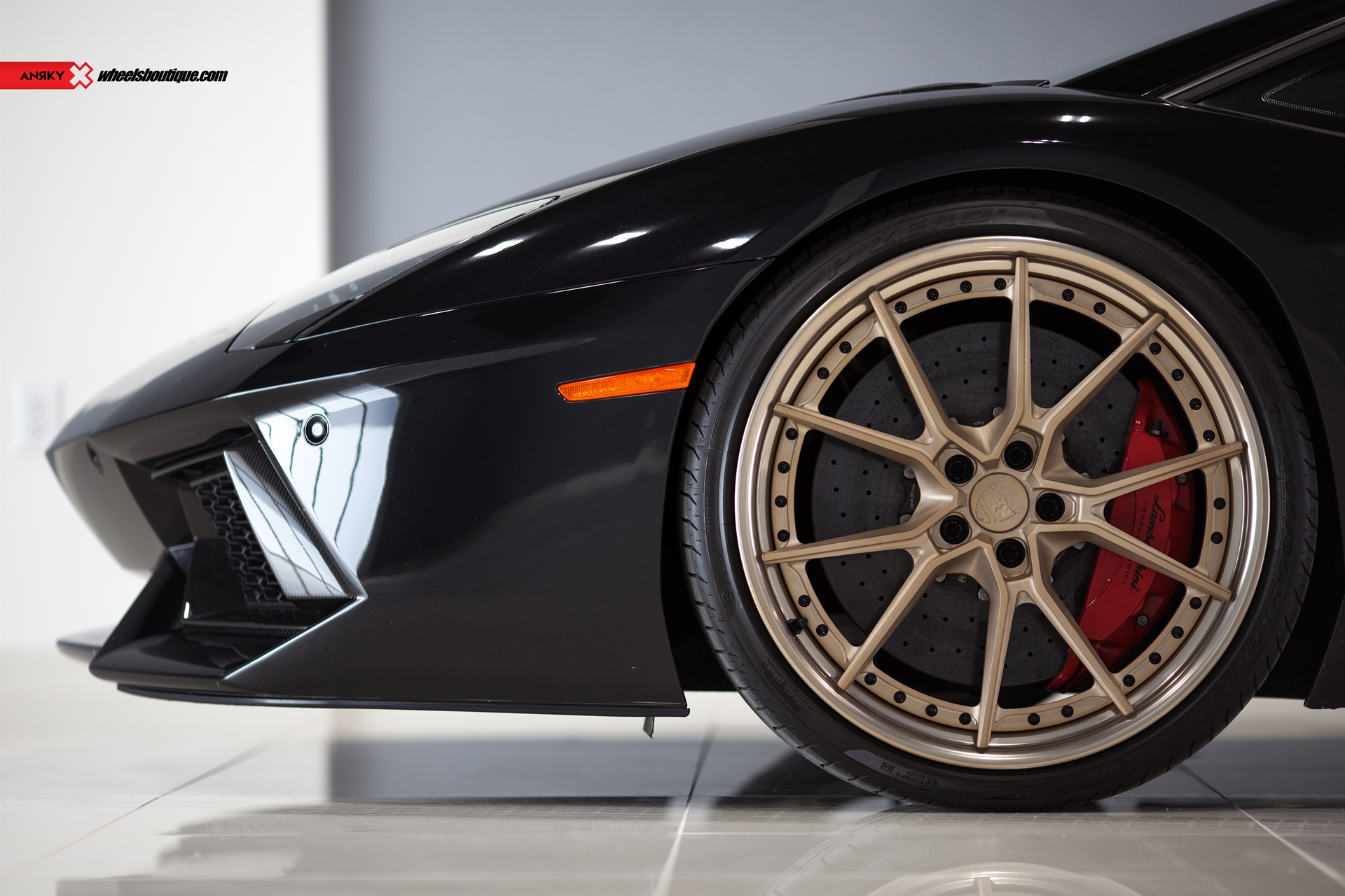 Lamborghini Aventador | | on ANRKY AN32 | Frozen Champagne 