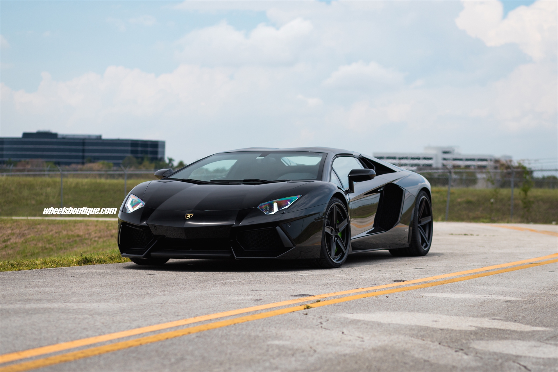 Lamborghini Aventador | | on ANRKY AN35 | Satin Black