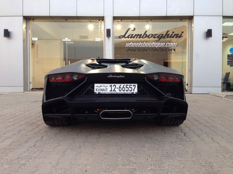 Lamborghini Aventador | | on Forgiato F2.01 | 24k Gold
