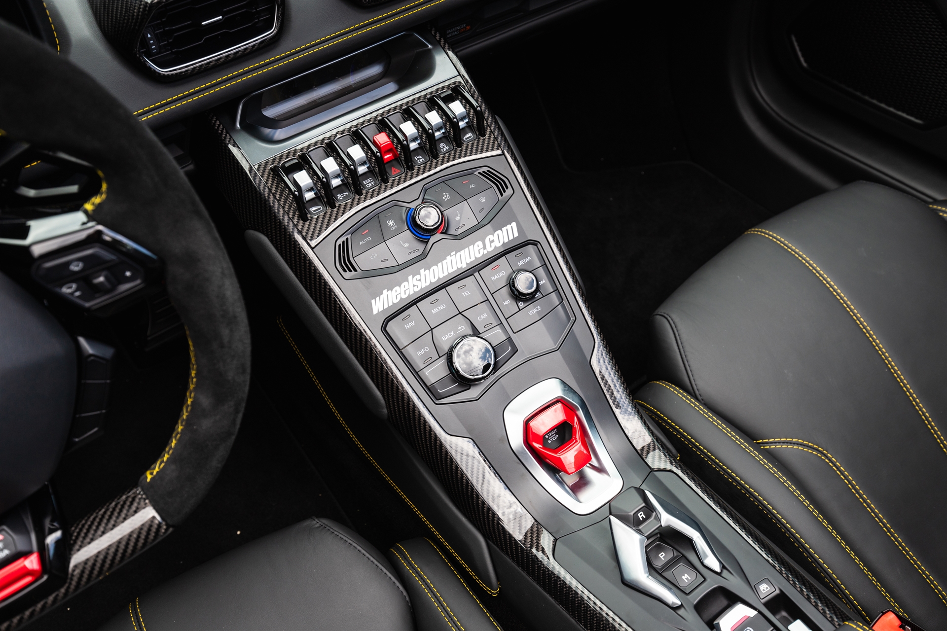 Vorsteiner: Huracan Spyder | | on HRE S104 | Gloss Black