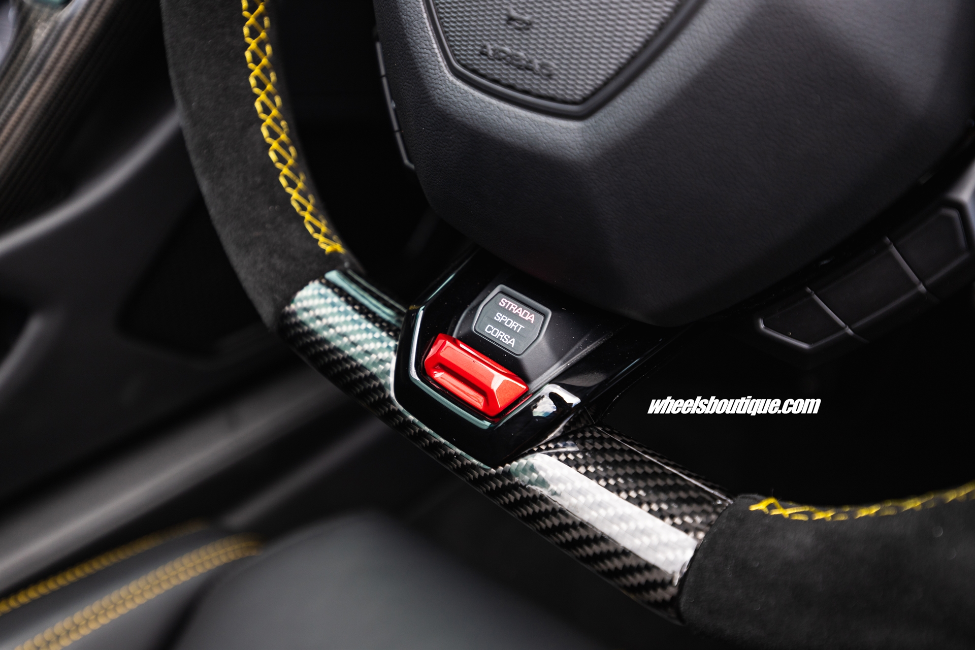 Vorsteiner: Huracan Spyder | | on HRE S104 | Gloss Black