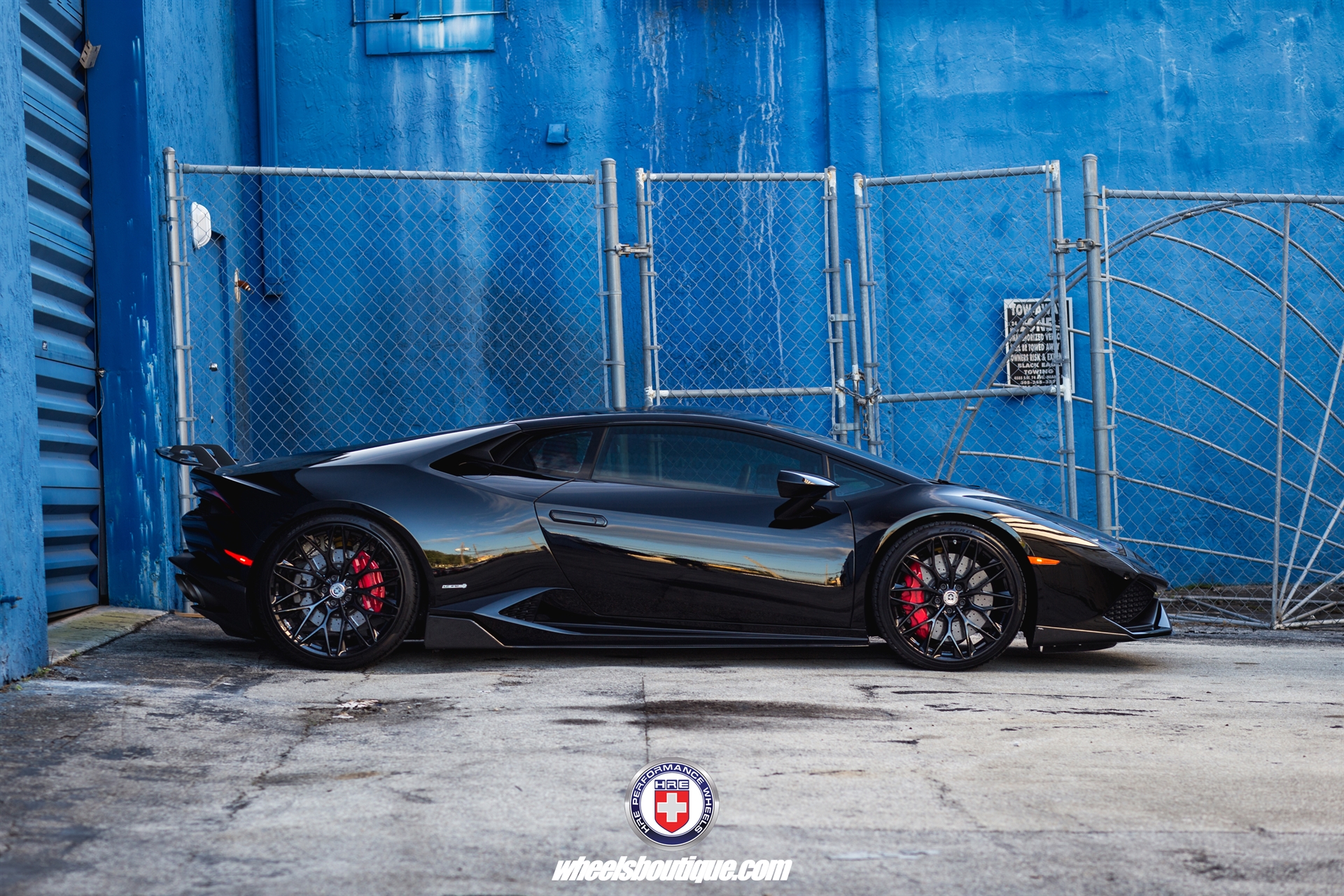 Lamborghini Huracan | | on HRE P200 | Gloss Black