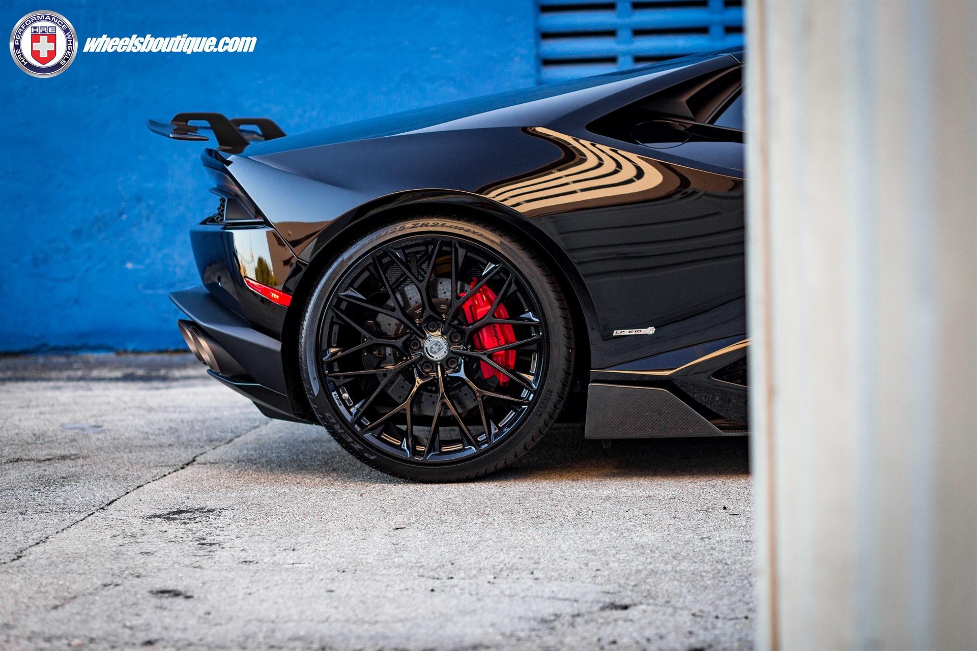 Lamborghini Huracan | | on HRE P200 | Gloss Black