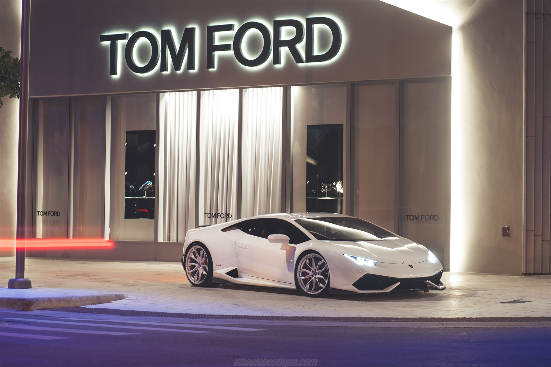 Lamborghini Huracan | | on HRE P201 | Gloss White