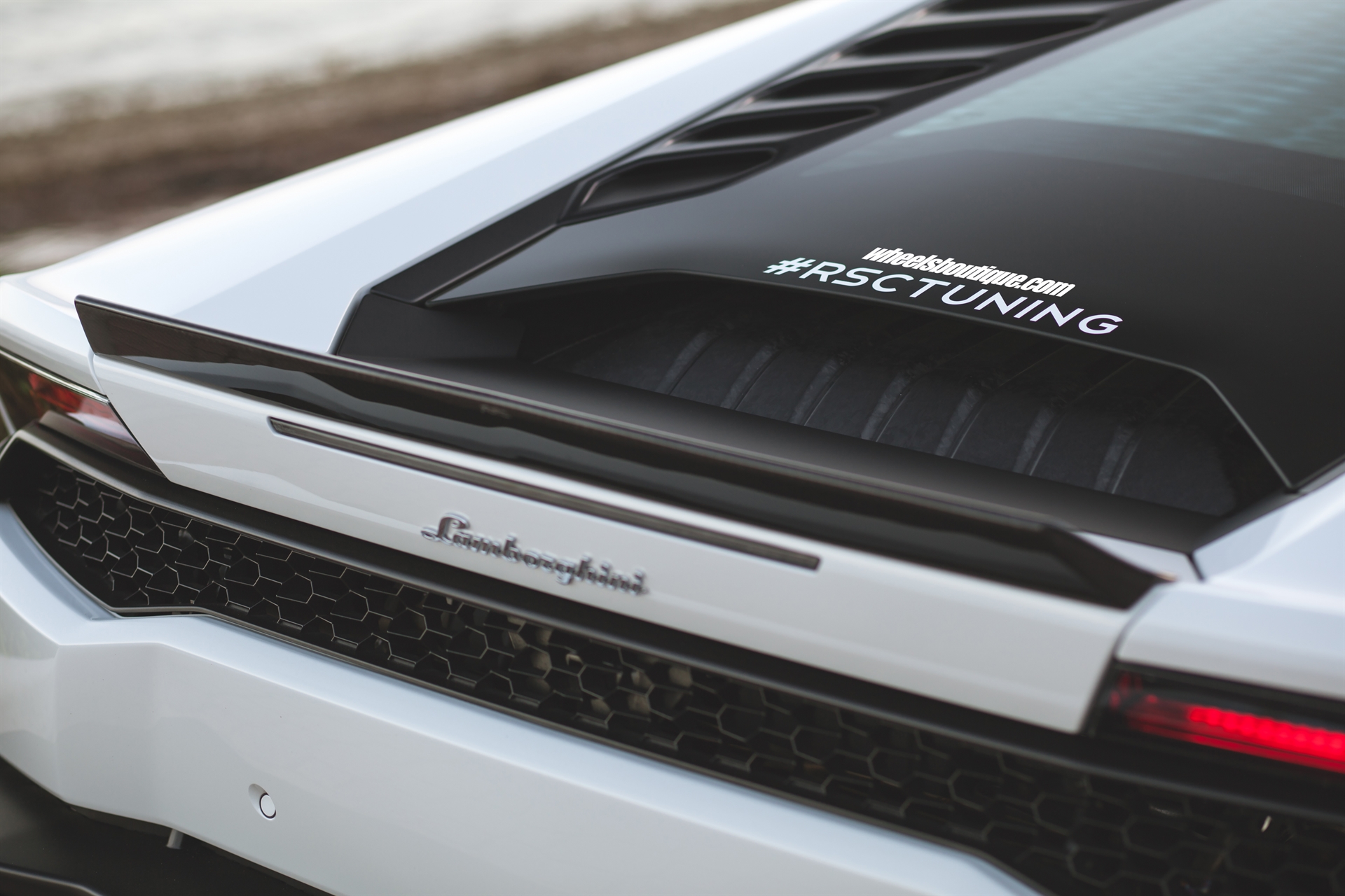 Lamborghini Huracan | | on HRE P201 | Gloss White