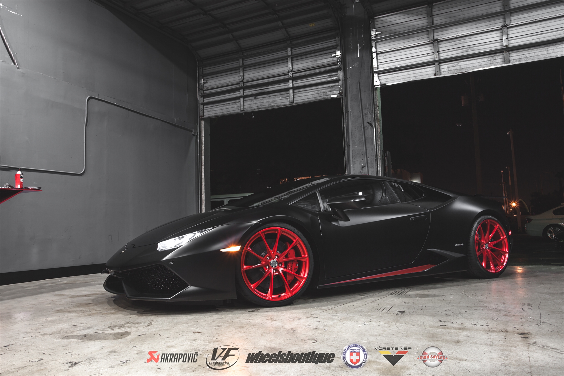 Lamborghini Huracan | | on HRE P204 | Gloss red