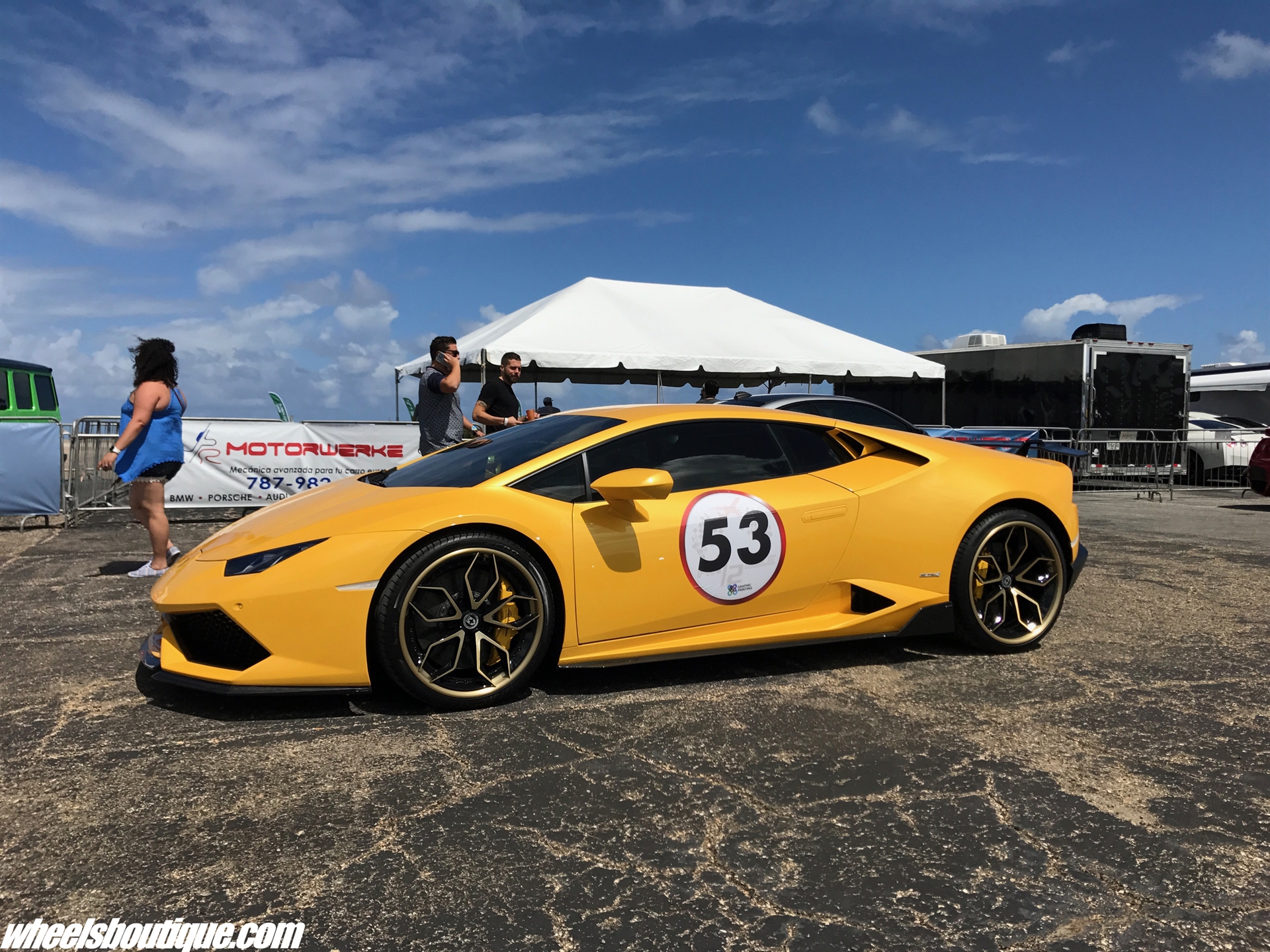 Lamborghini Huracan | | on HRE S201 | Two-Tone: Brushed Gold Clear Face + Gloss Black Window 