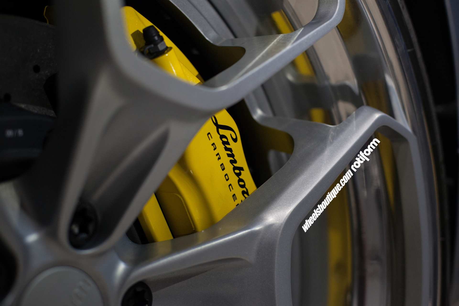 Lamborghini Huracan | | on Rotiform HUR | Frozen Polished Clear