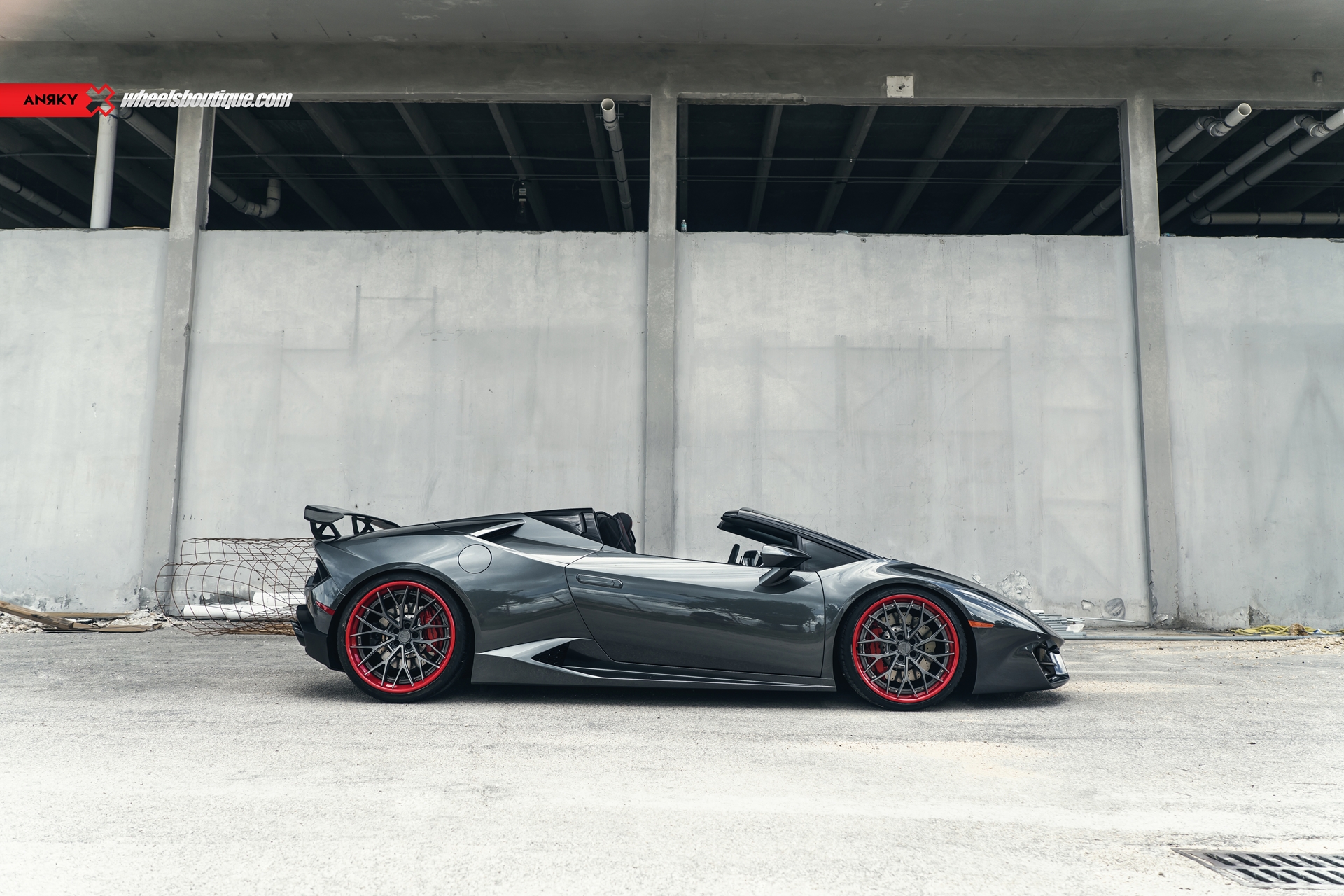 Lamborghini Huracan | on ANRKY AN30 | Gloss Charcoal
