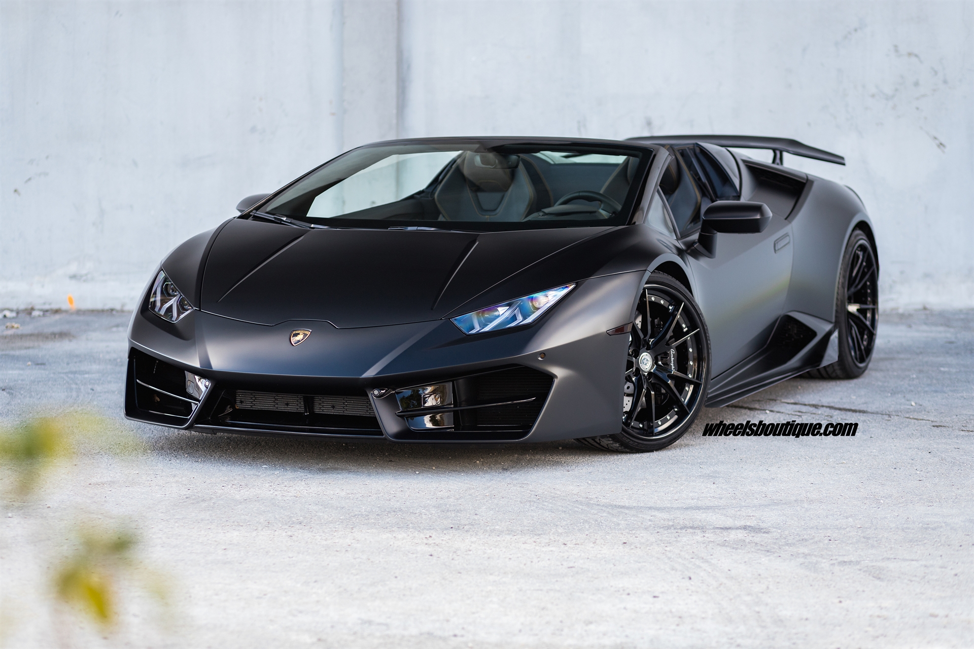 Vorsteiner: Huracan Spyder | | on HRE S104 | Gloss Black
