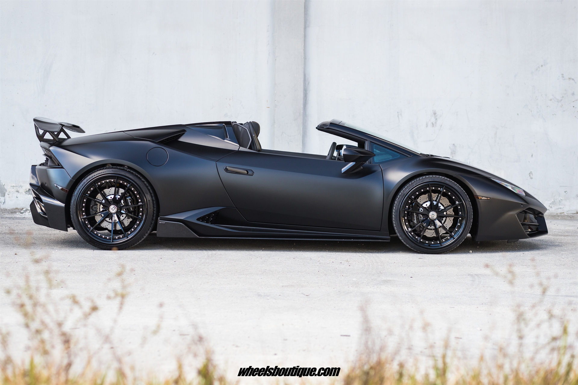 Vorsteiner: Huracan Spyder | | on HRE S104 | Gloss Black
