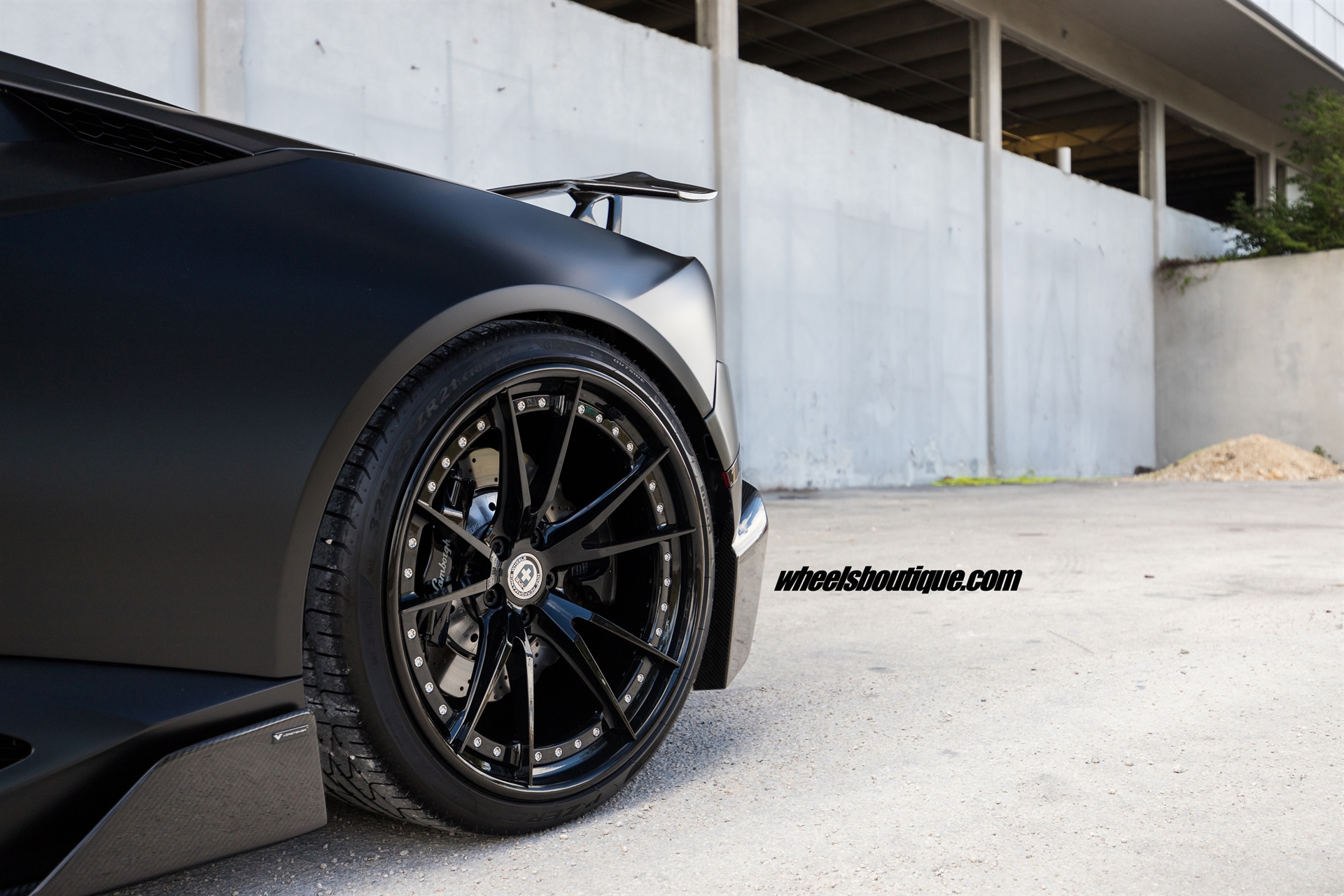 Vorsteiner: Huracan Spyder | | on HRE S104 | Gloss Black