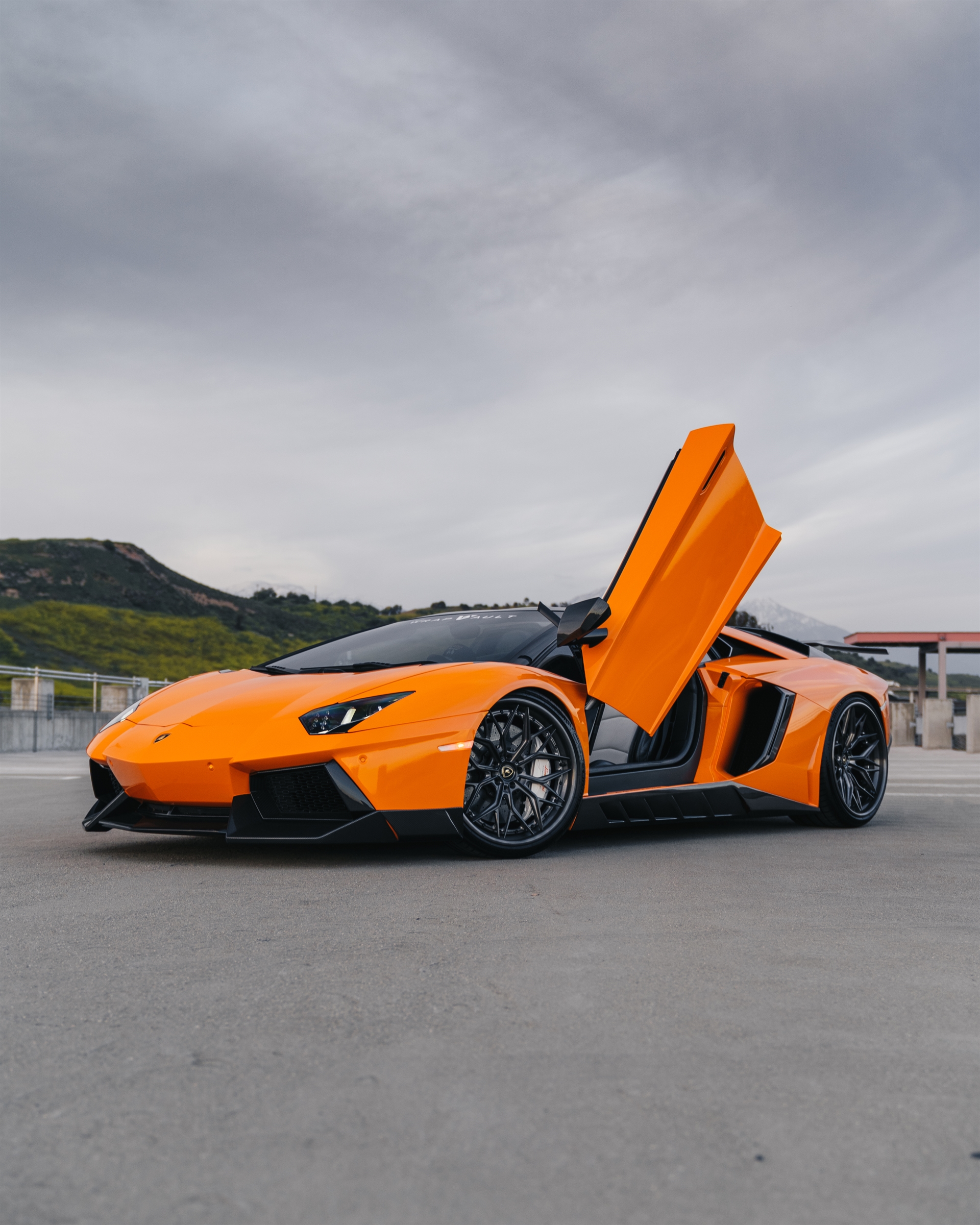 Novitec: Aventador Roadster | | on AL13 R80 | Gloss Gunmetal