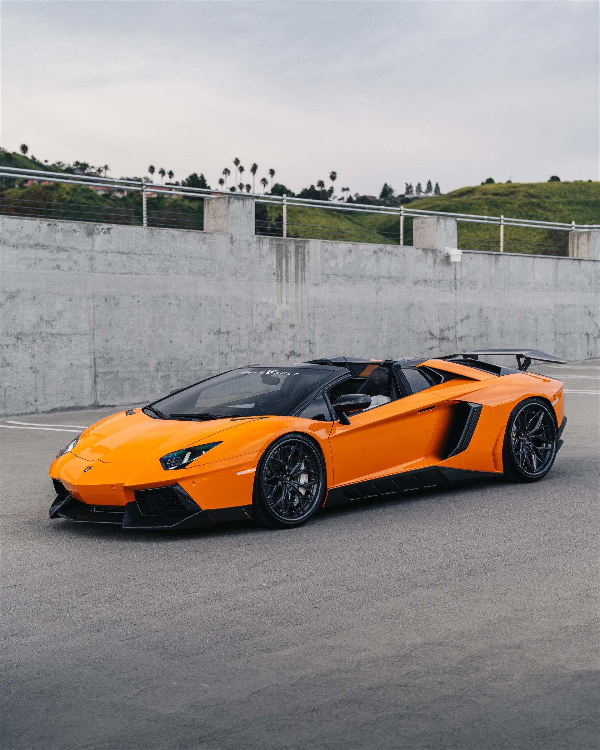 Novitec: Aventador Roadster | | on AL13 R80 | Gloss Gunmetal
