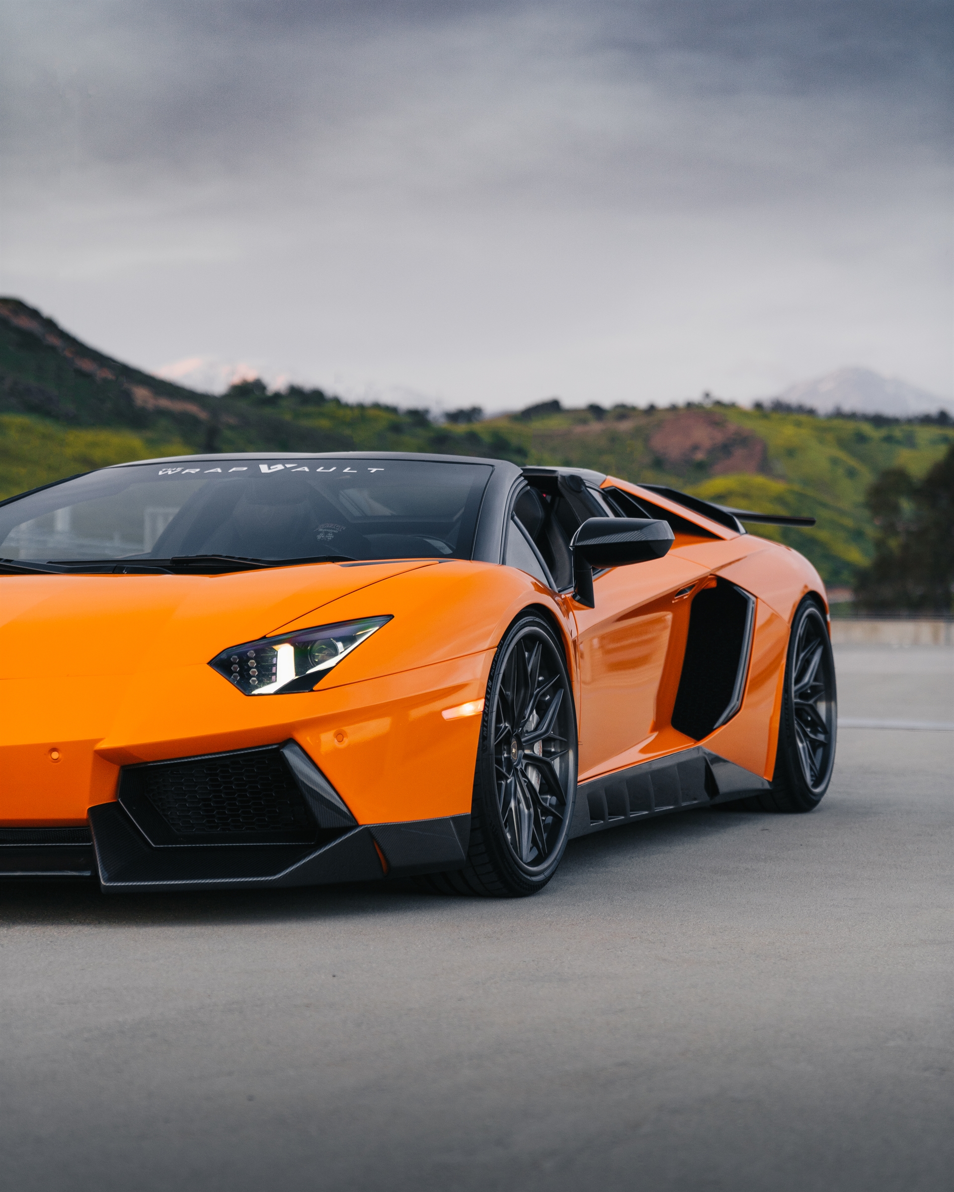 Novitec: Aventador Roadster | | on AL13 R80 | Gloss Gunmetal