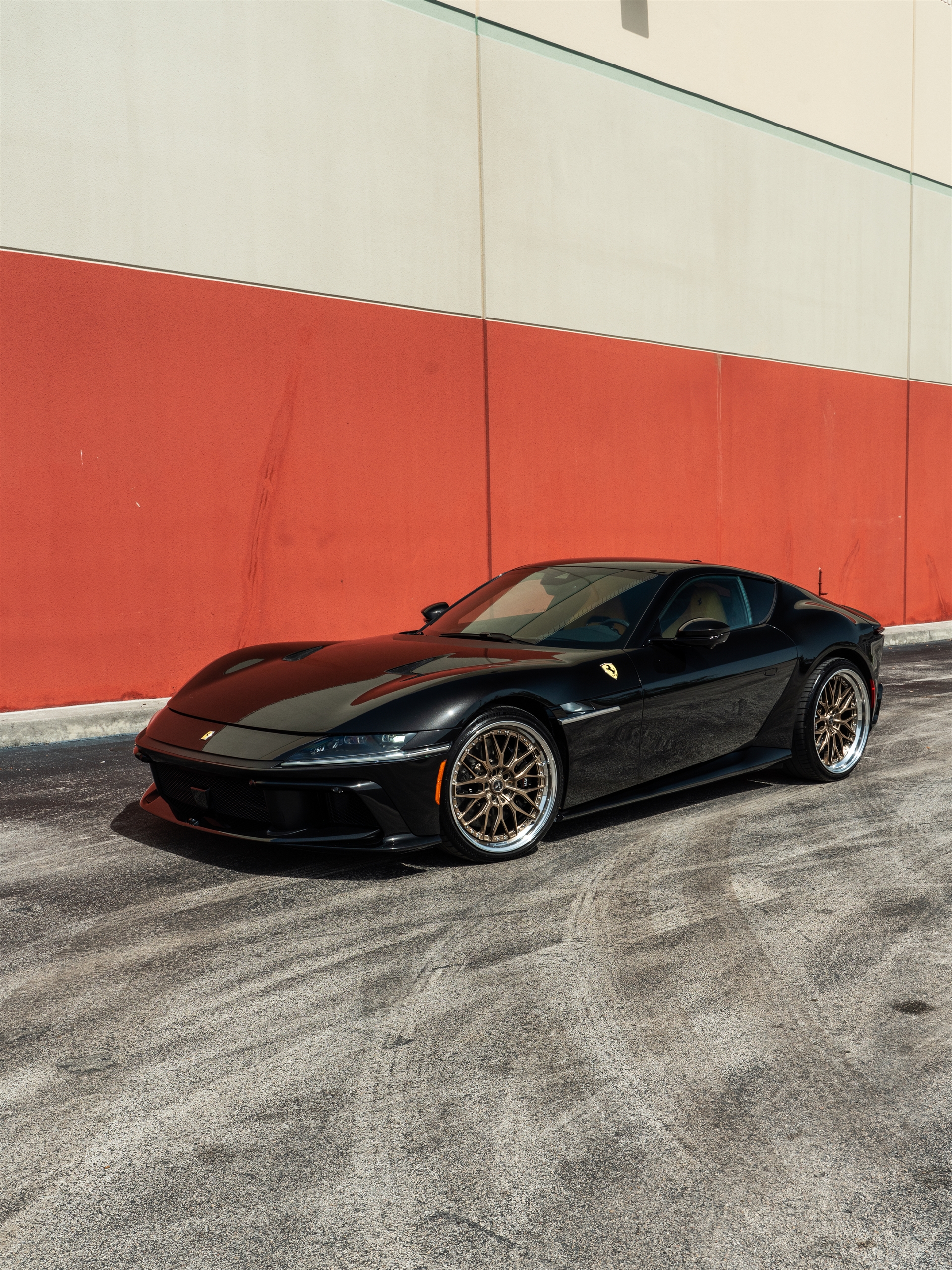 Ferrari 12 Cilindri | Nero Daytona | on ANRKY RS1 | Mirror Polished Champagne