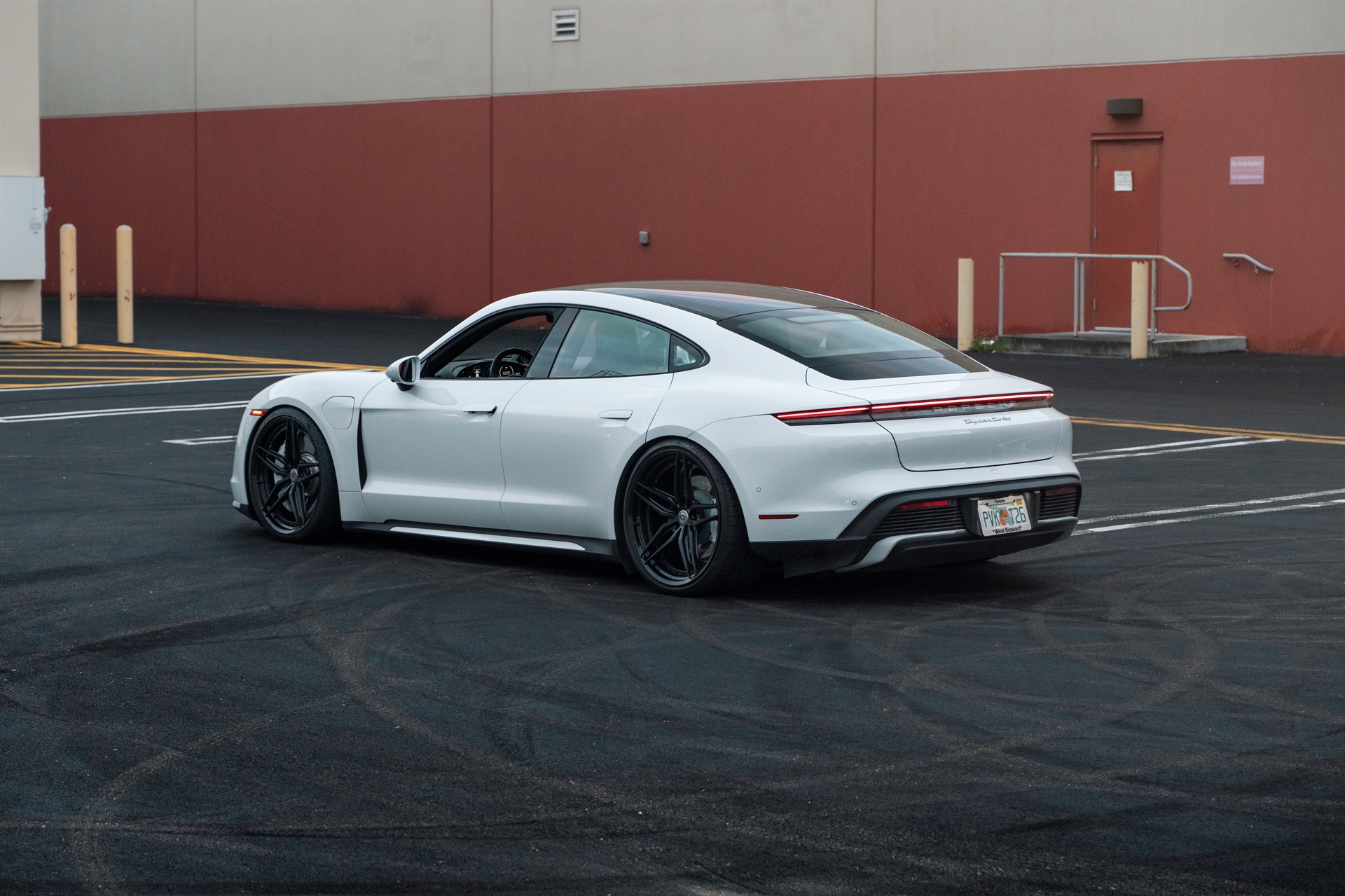 HRE S107SC | Porsche Taycan Turbo