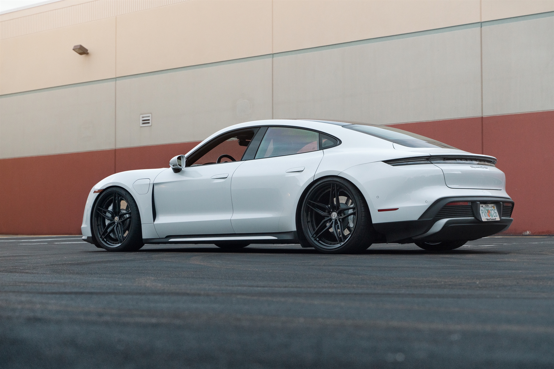 HRE S107SC | Porsche Taycan Turbo