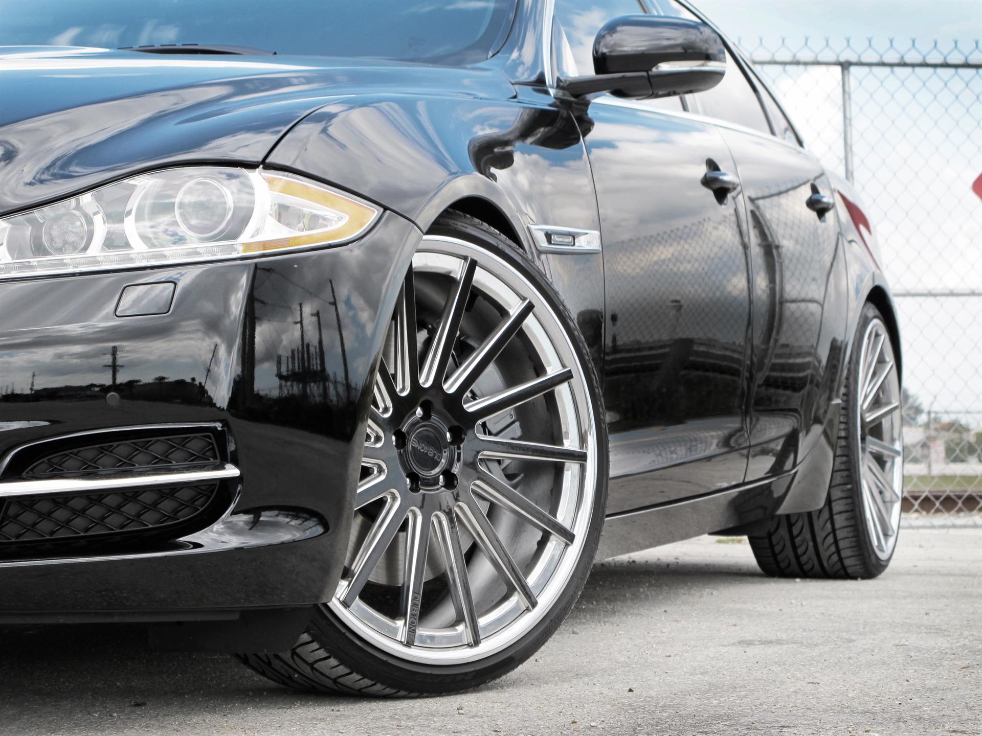 Dub1 Wheels | Wheels Boutique Jaguar XJL SuperSport