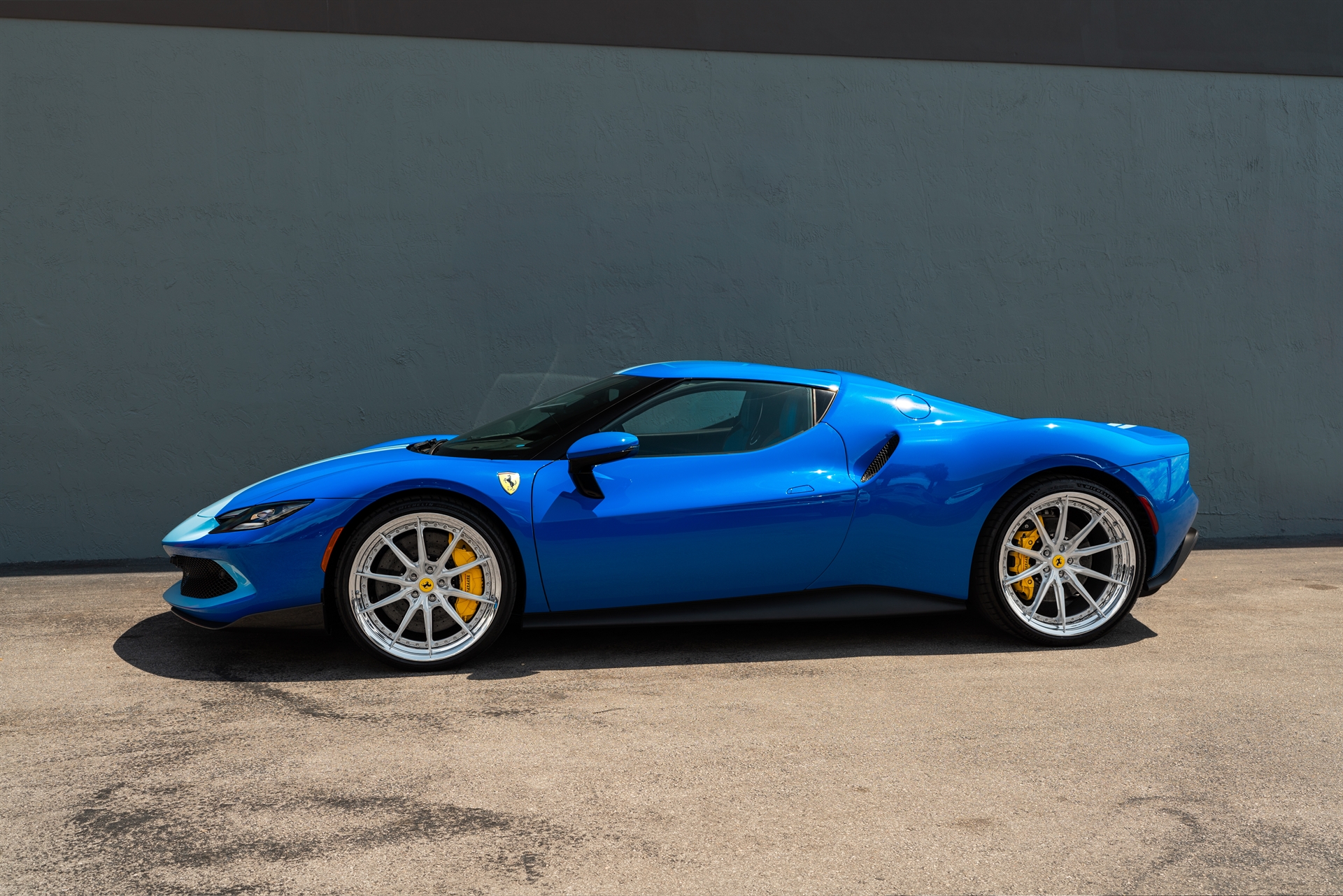 Ferrari 296 GTB | Azzurro Dino | HRE S104SC | Brushed Clear