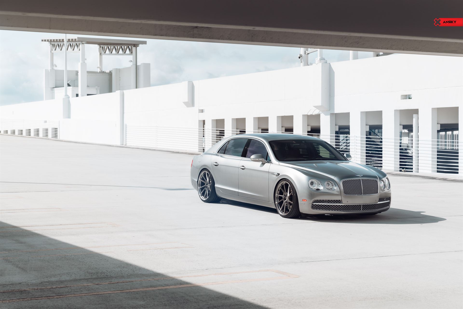 ANRKY AN13 | Bentley Flying Spur
